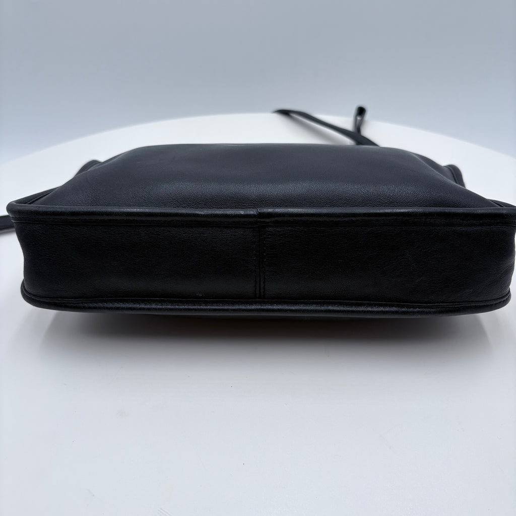 Authenticated Vintage Coach Cross body purse