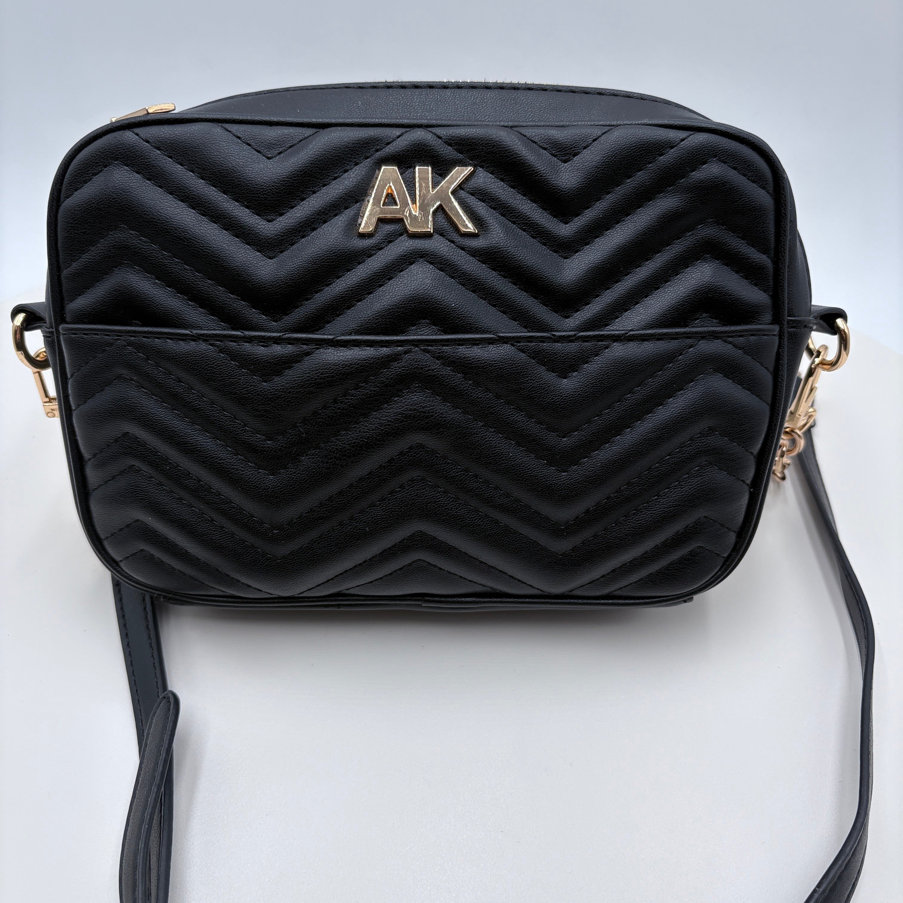 Ann Klein cross body purse