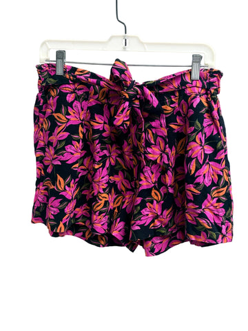 Kensie floral shorts, NWT