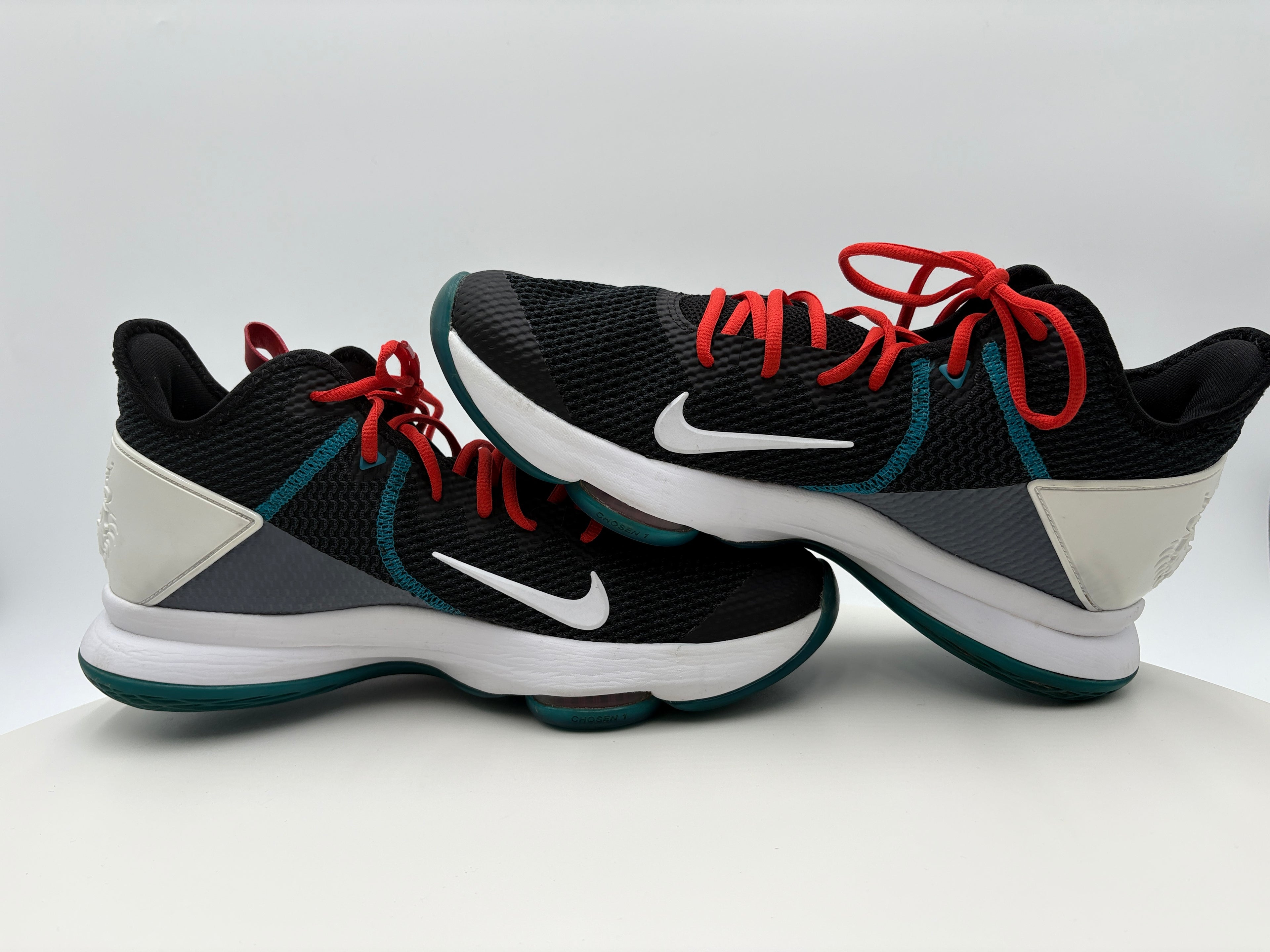 Nike Lebron Witness 3