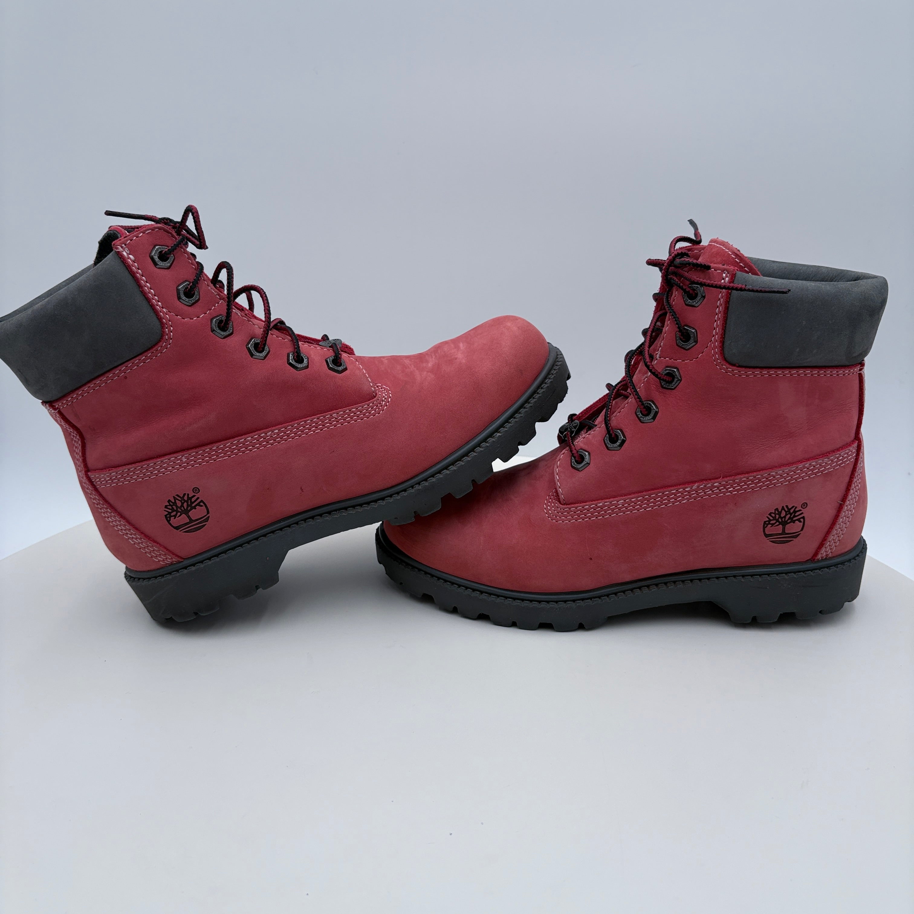 Timberland women's brick red boots, like new in box