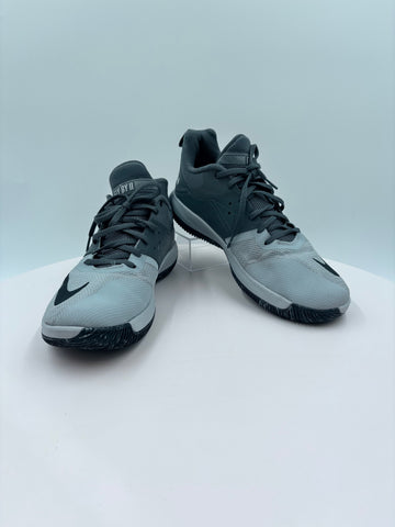 Nike Fly By II