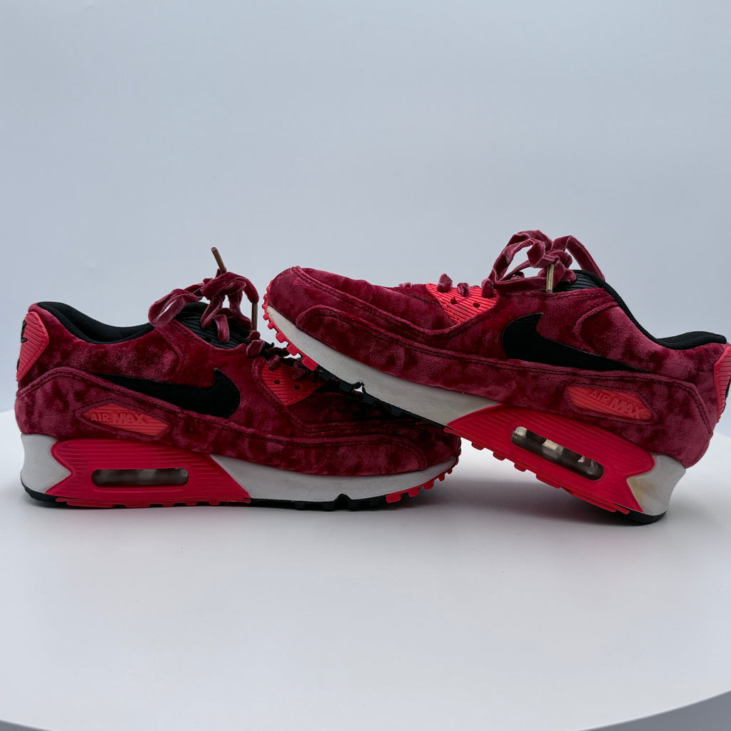 Authenticated Nike Air Max 90, infrared red sneakers