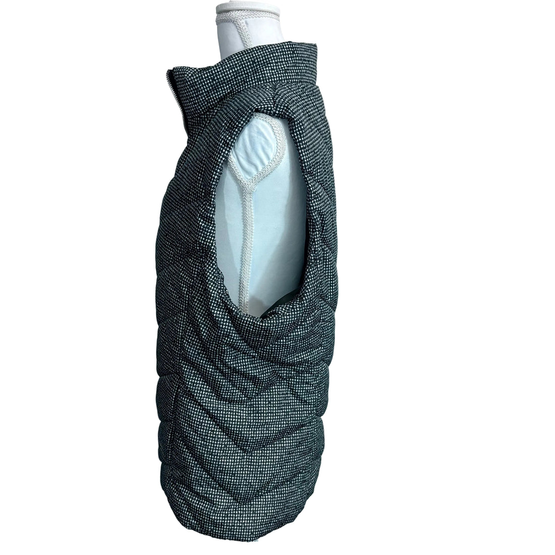 Michael Kors Women's puffer vest, size Extra Large