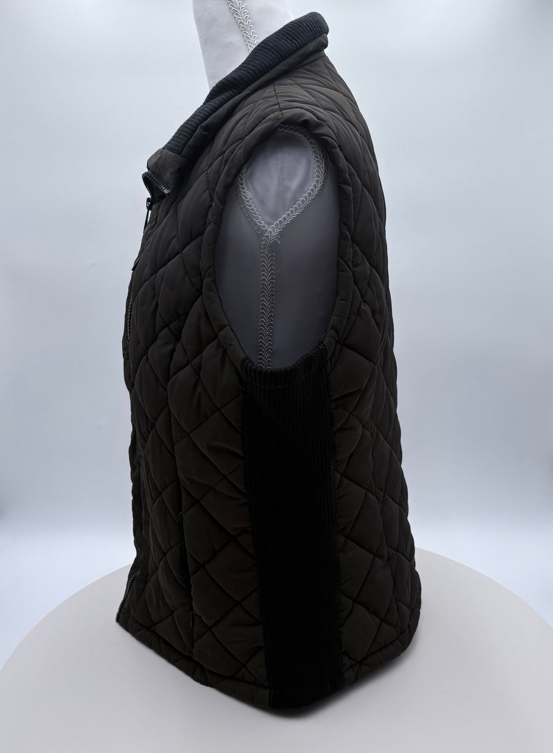 Andrew Marc Puffer vest, size medium