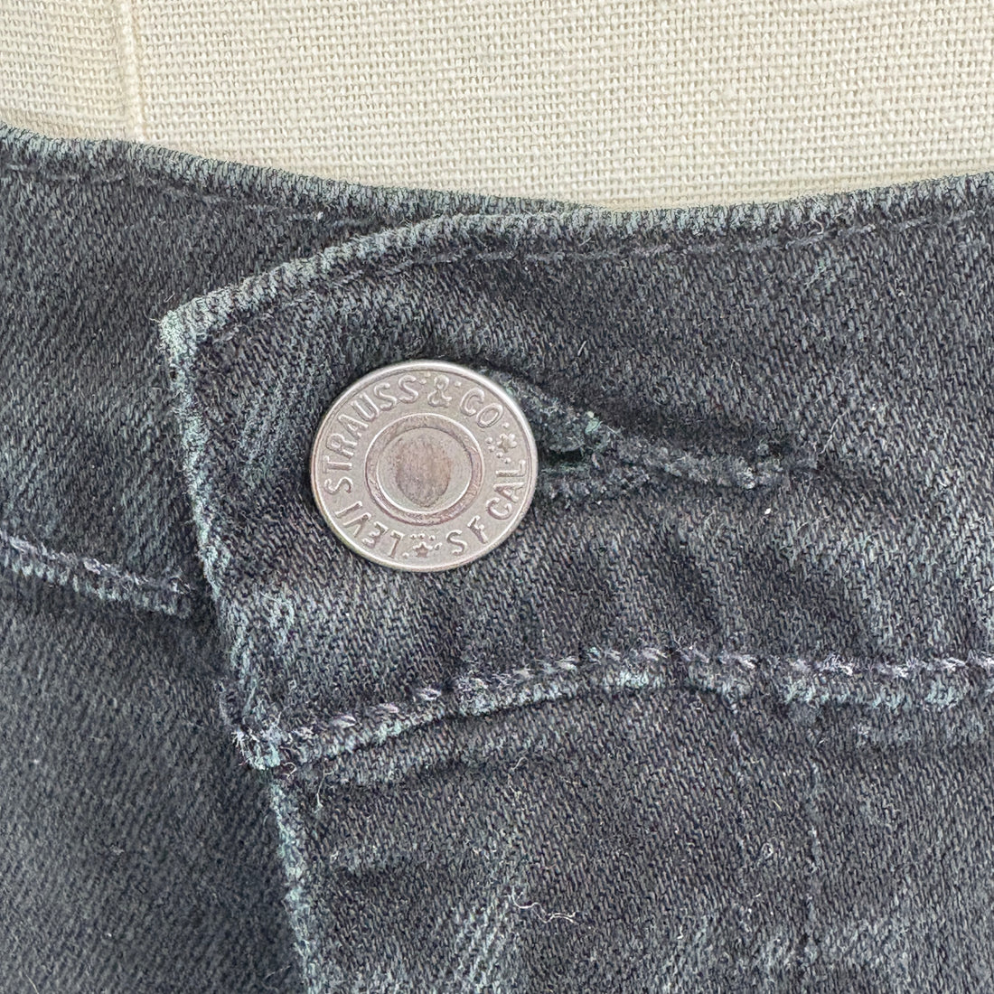 Levi Men's 513 Black Jeans, waist 36"