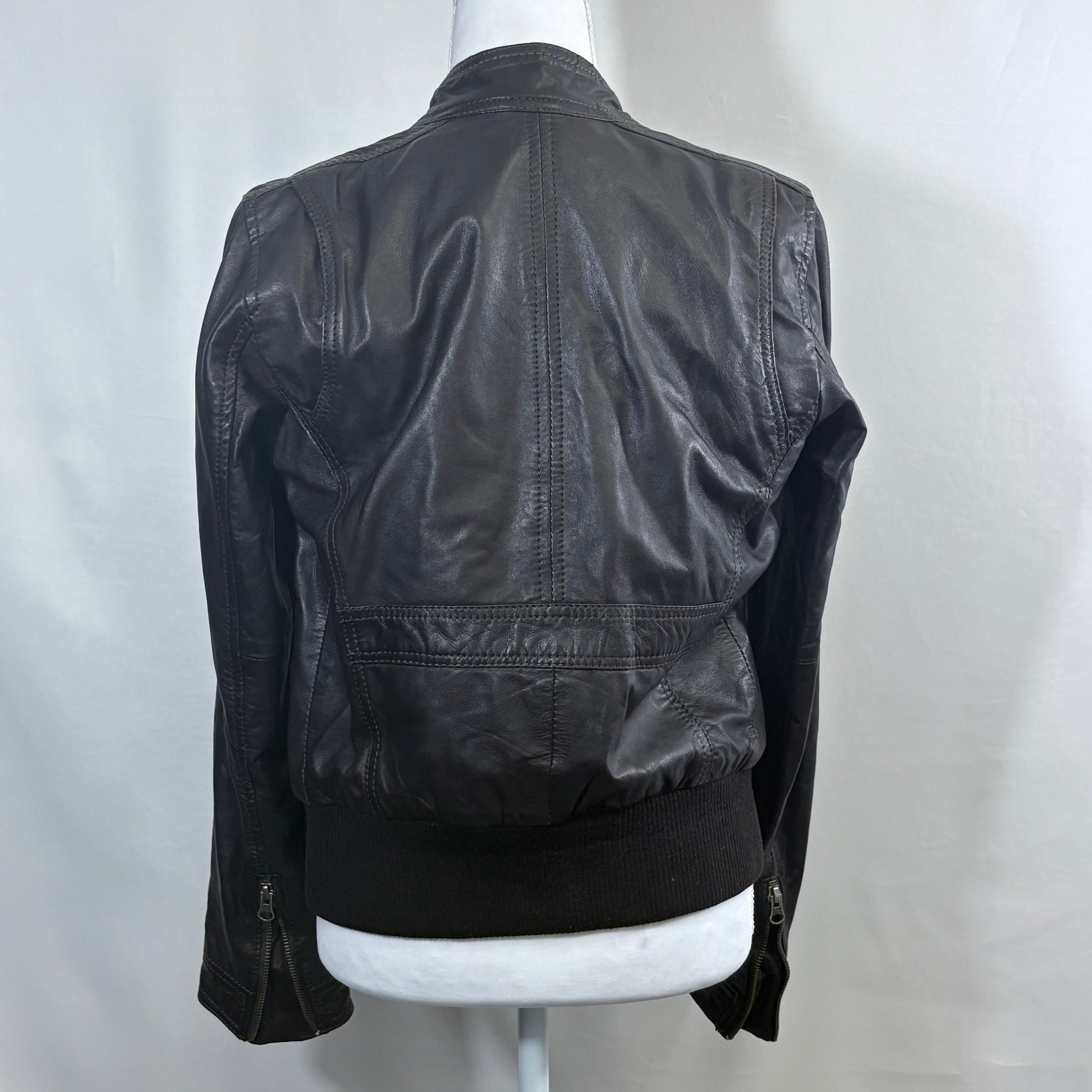 Tom Taylor Women's leather Jacket, size medium