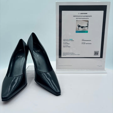 Authenticated Stuart Weitzman heels