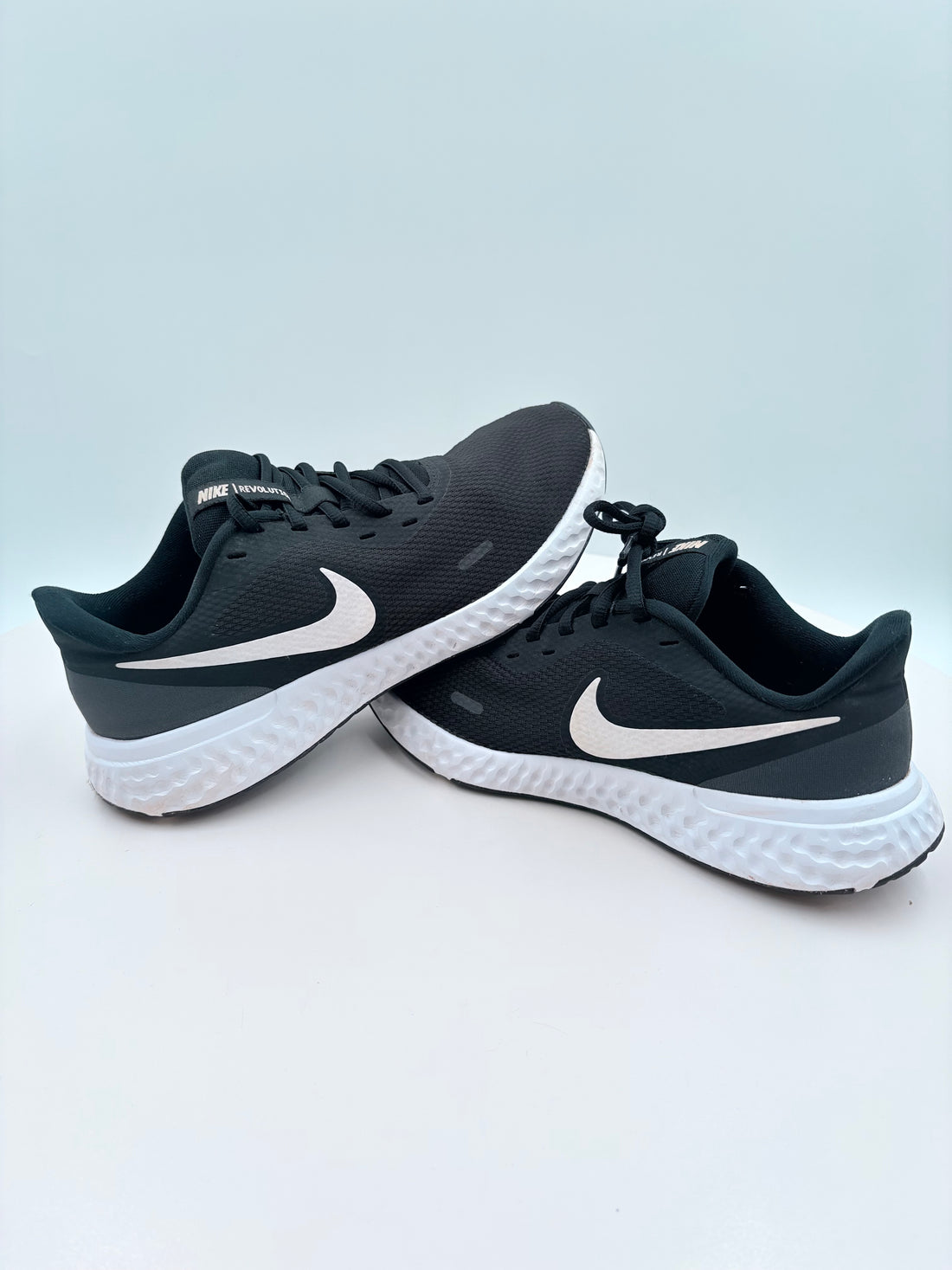 Nike Revolution 5 Men's sneakers