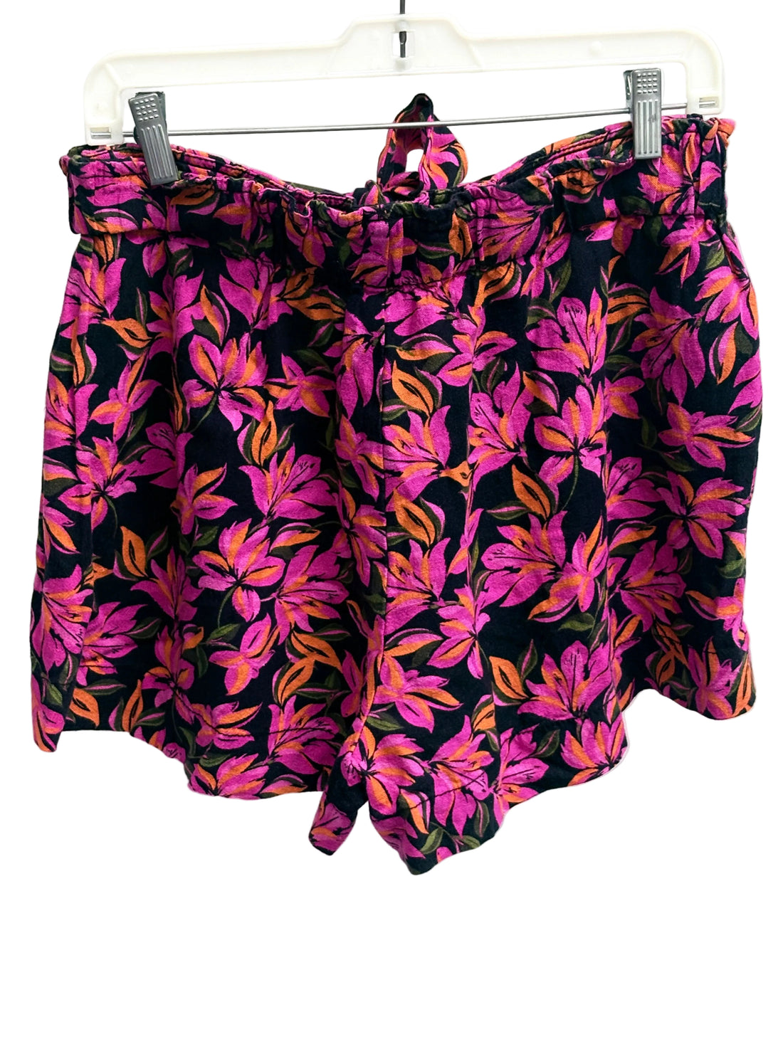 Kensie floral shorts, NWT