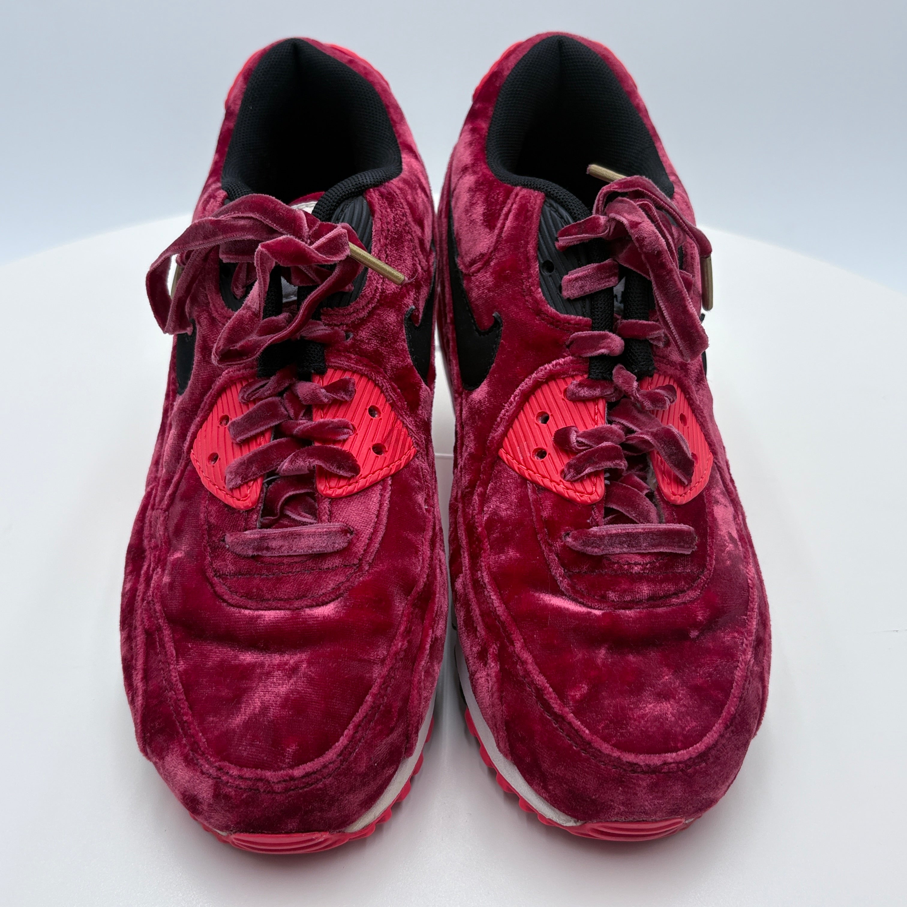 Authenticated Nike Air Max 90, infrared red sneakers