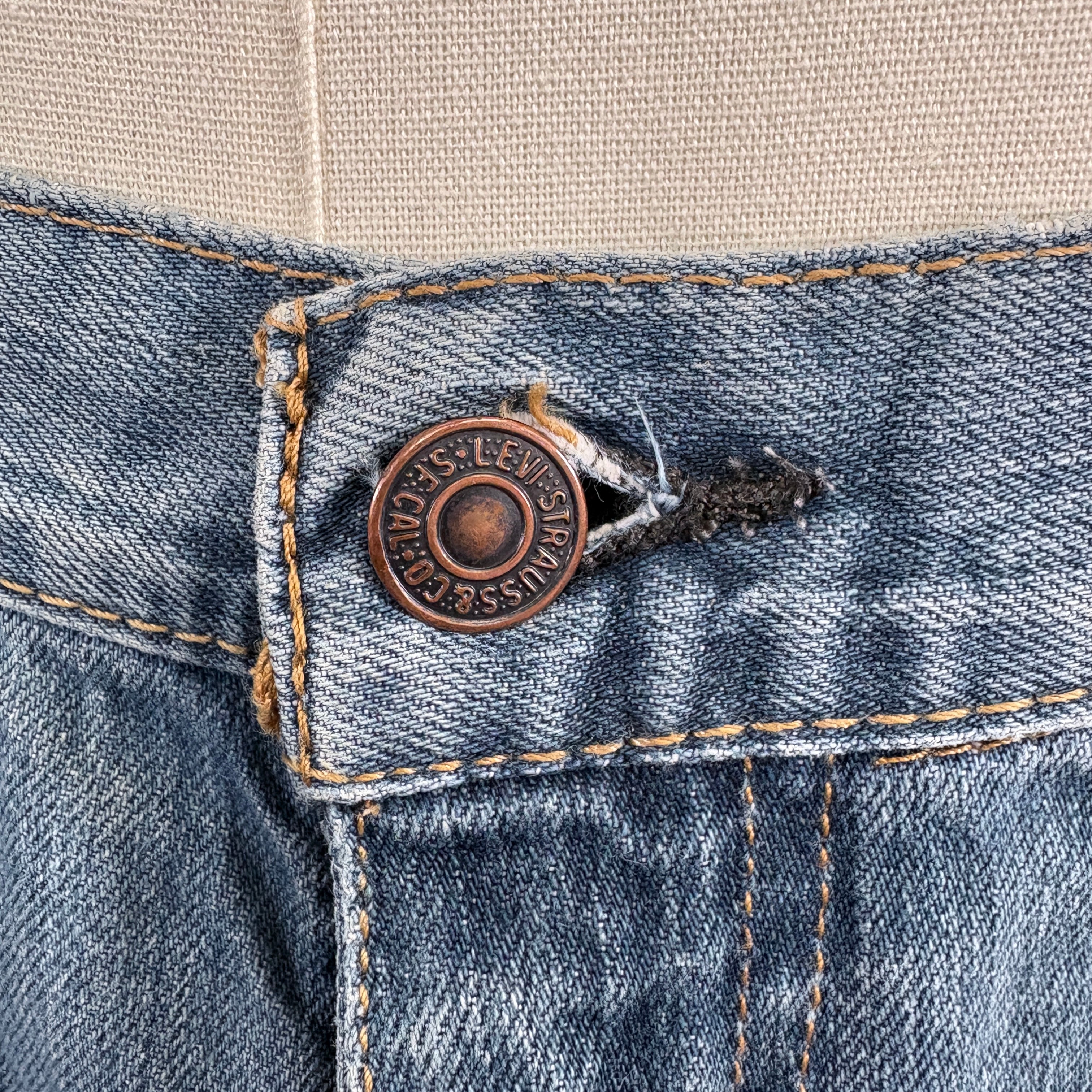 Levi Men's 559 Jeans, waist 33"