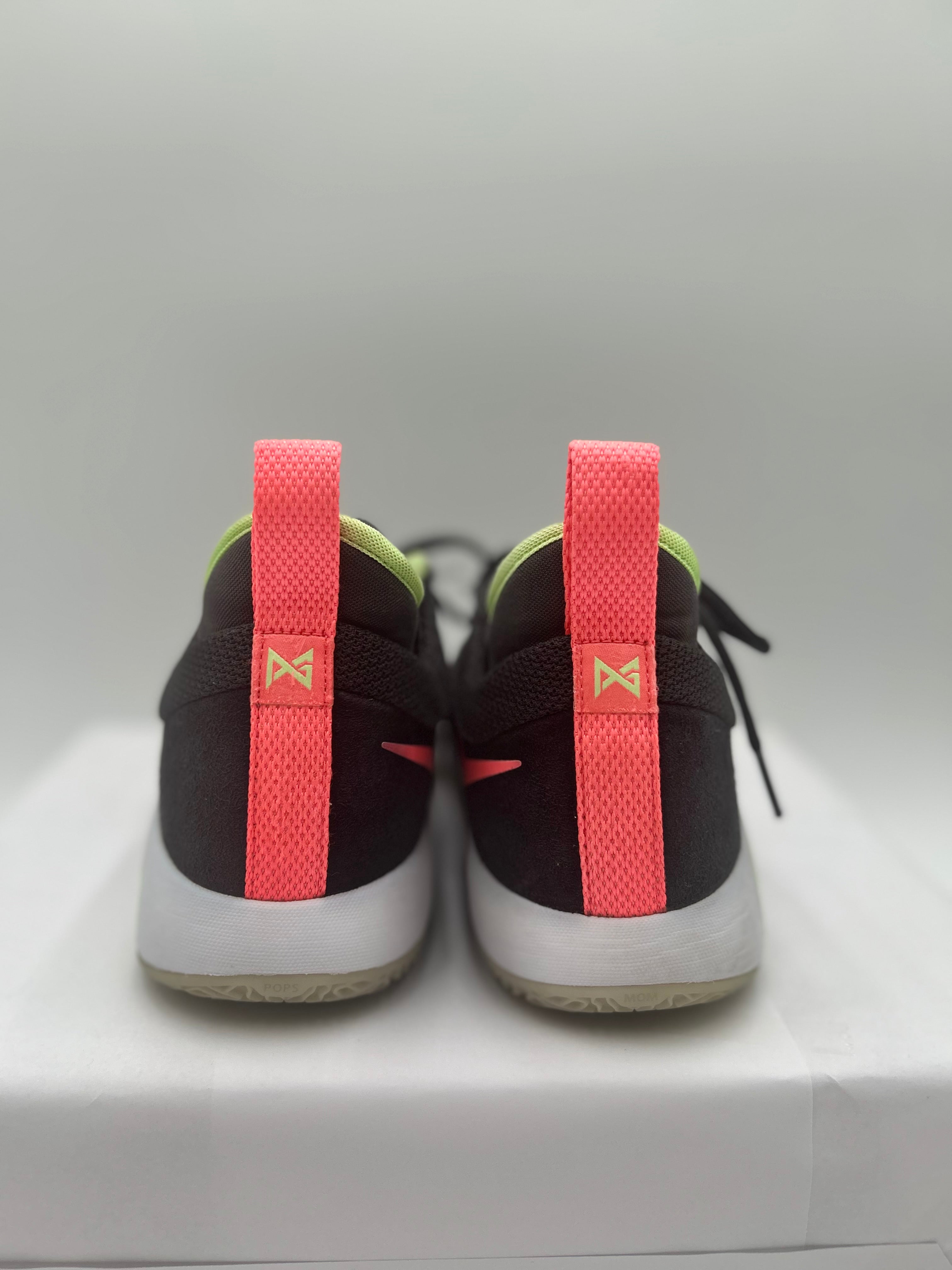 Nike Zoom Black Rainbow Swish