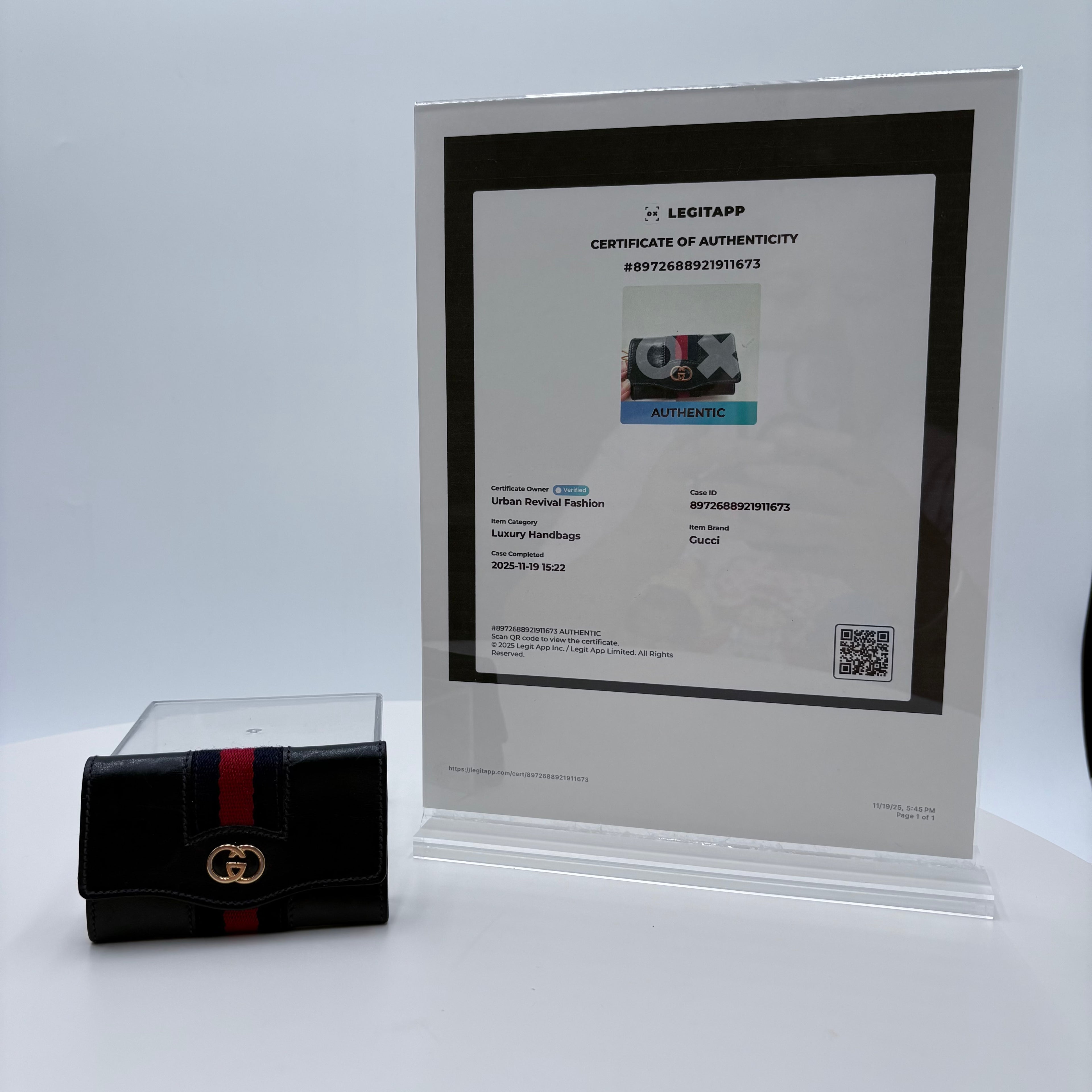 Authenticated Gucci key holder