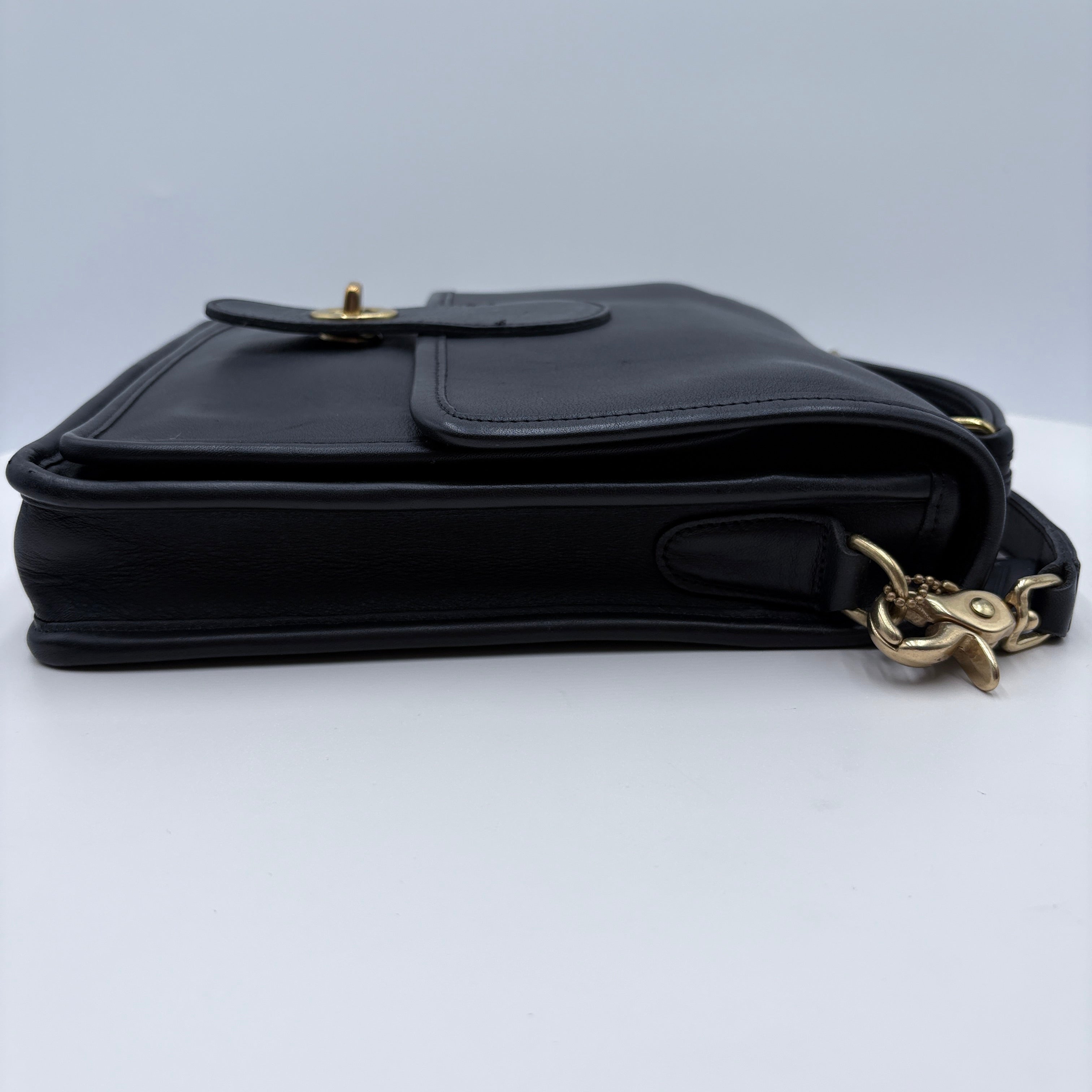 Authenticated Coach, Hobo Handbag purse