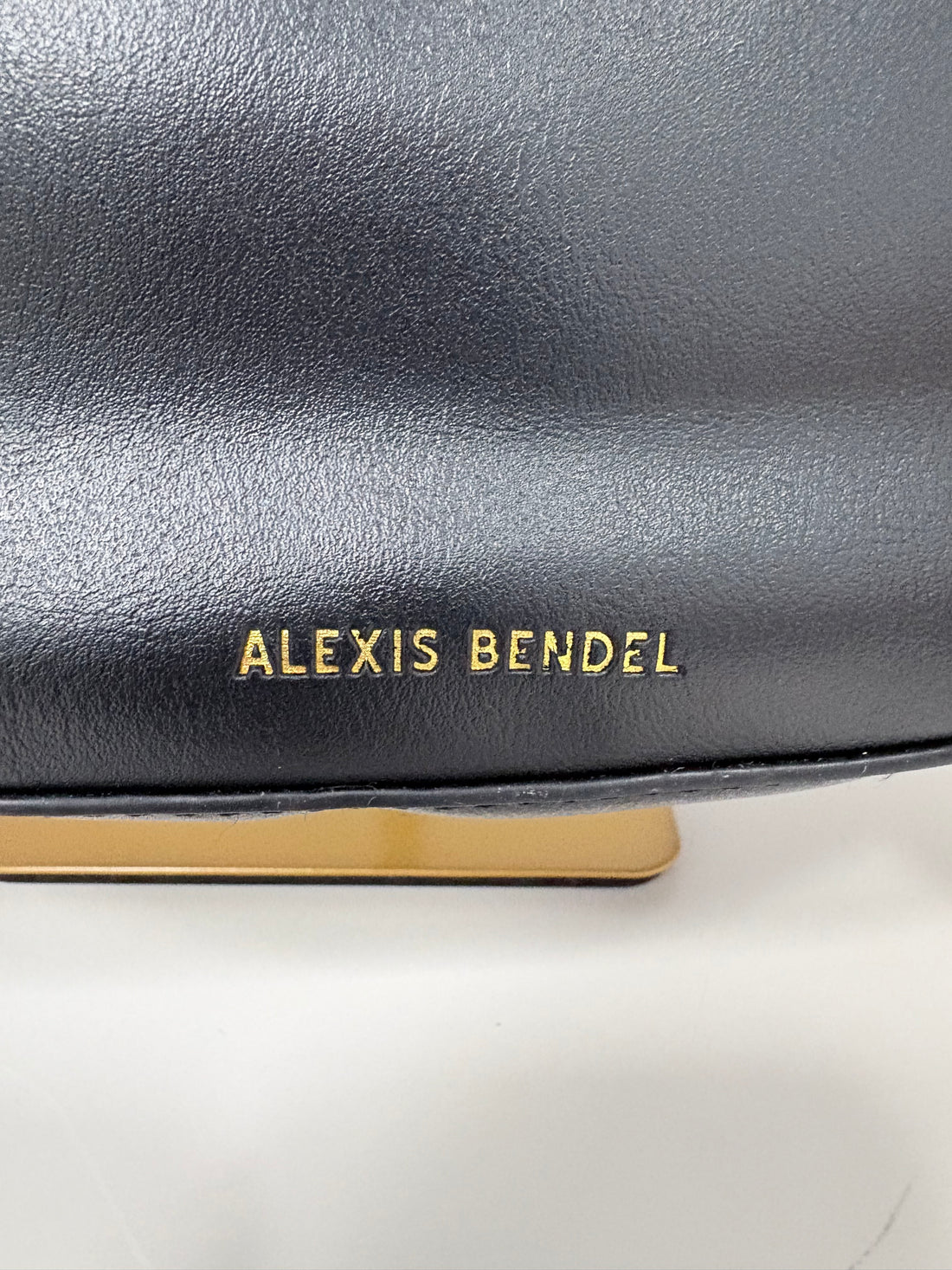 Alexis Bendel hobo shoulder purse
