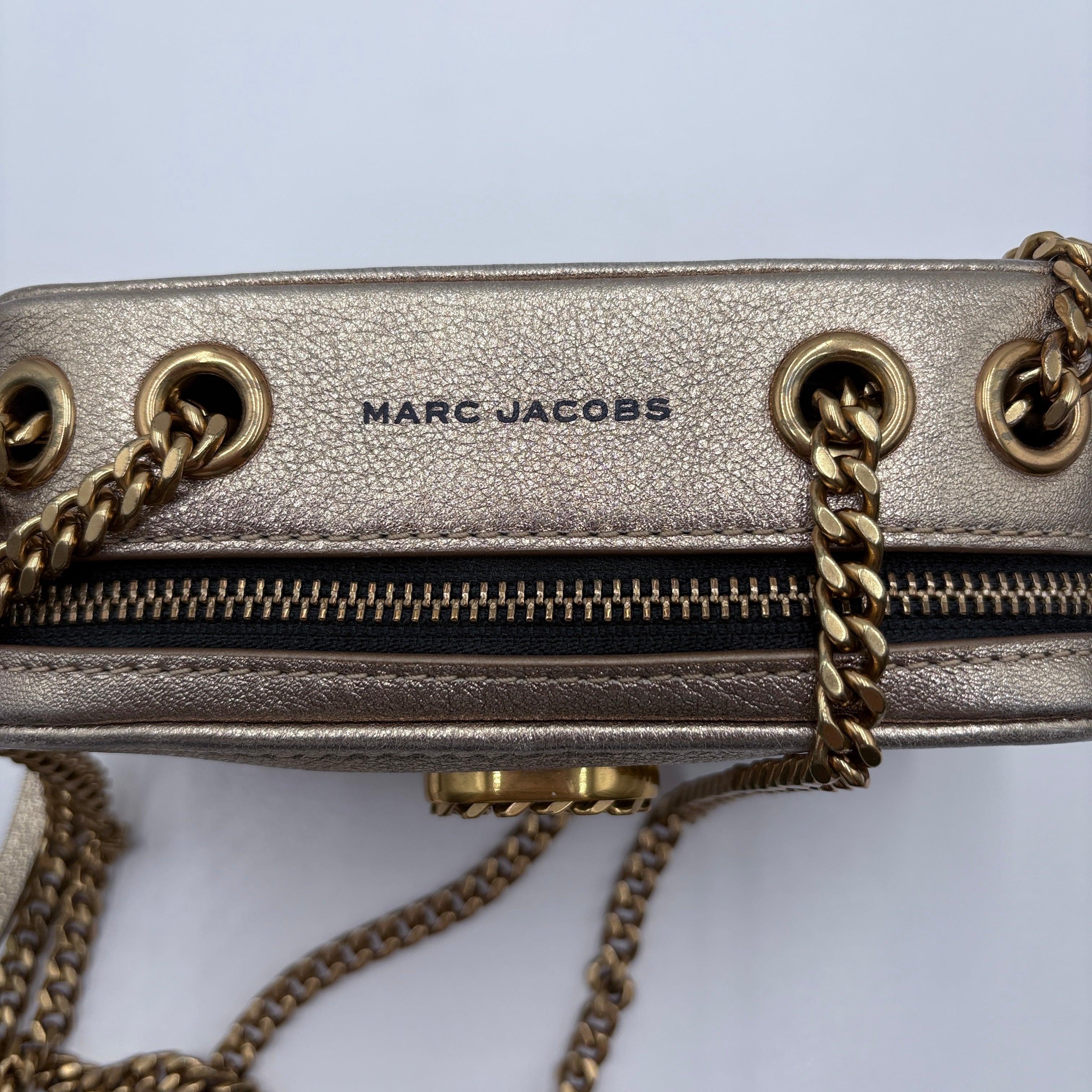 Marc Jacobs Snapshop cross body purse with gold chain