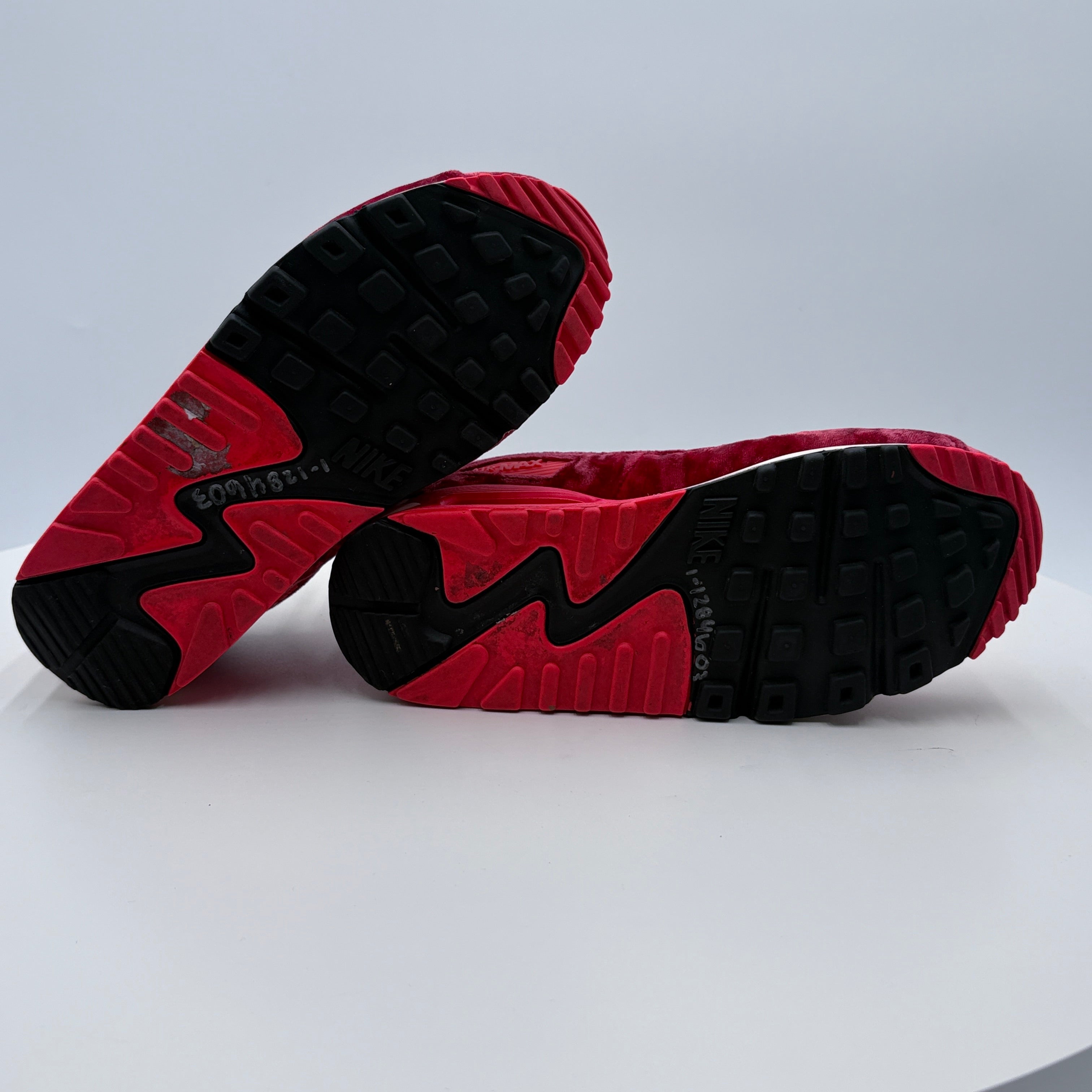 Authenticated Nike Air Max 90, infrared red sneakers