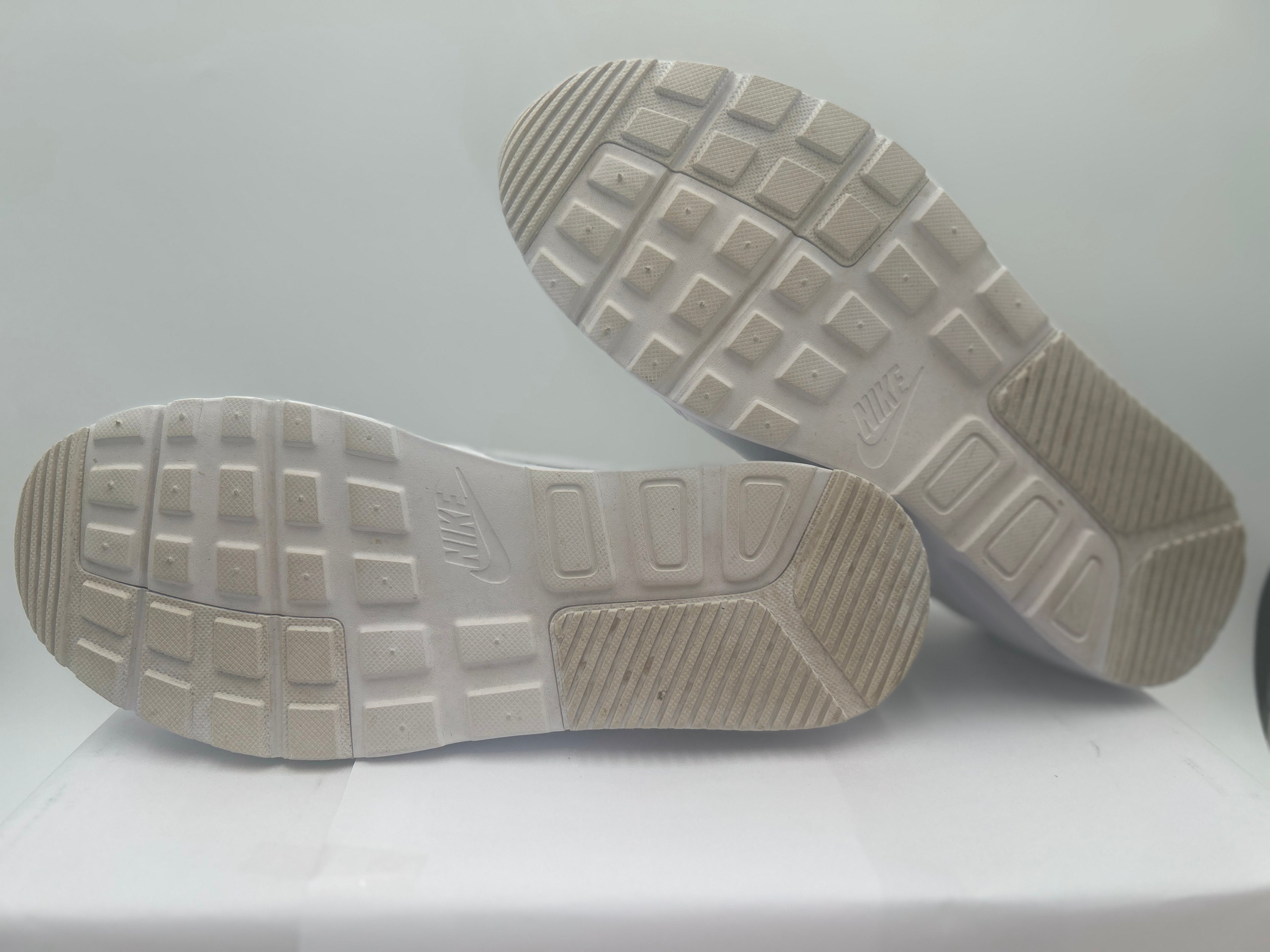 Nike Superrep 2 black/white Authenticated