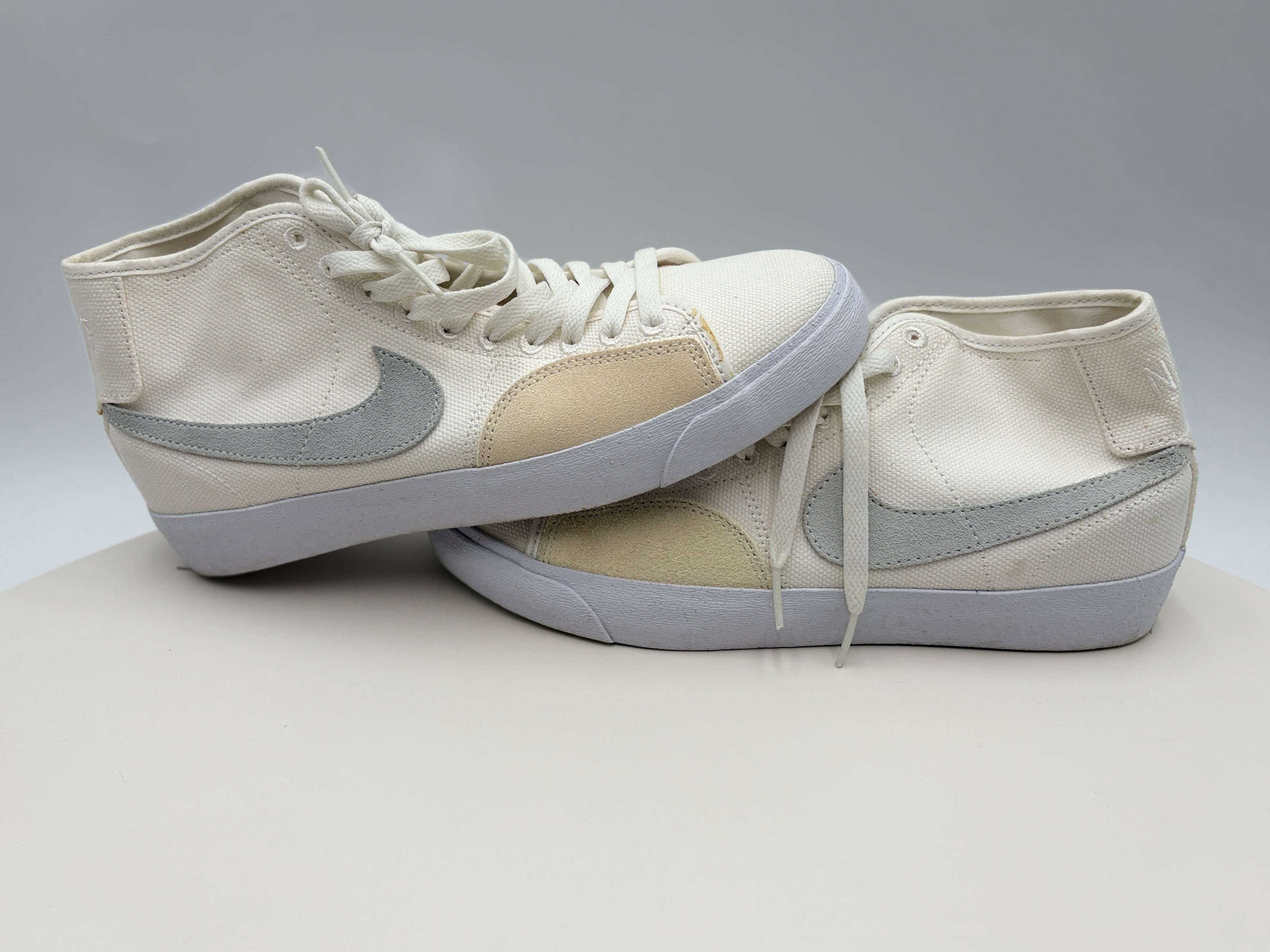 Nike SB Blazer Court MID Premium (DZ7635-110)