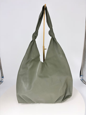Elizabeth James shoulder purse sack