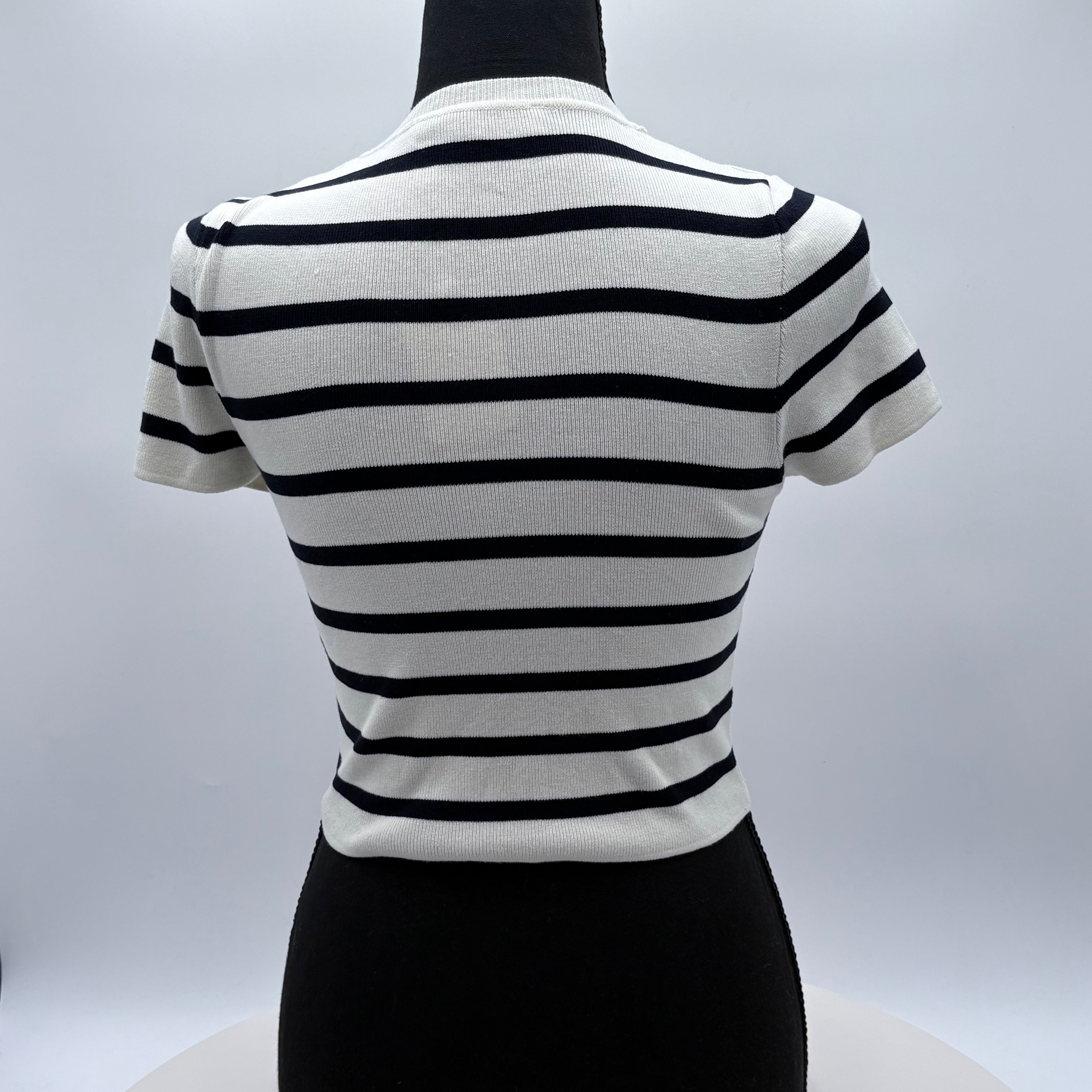 Zara short sleeve shirt, size medium