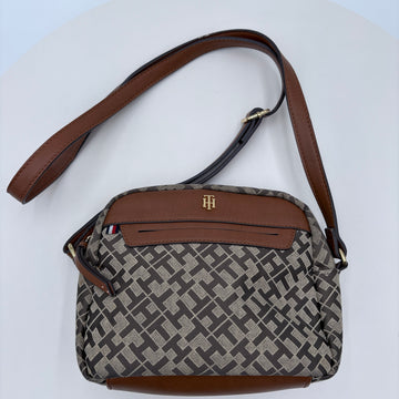 Tommy Hilfiger Cross Body Purse