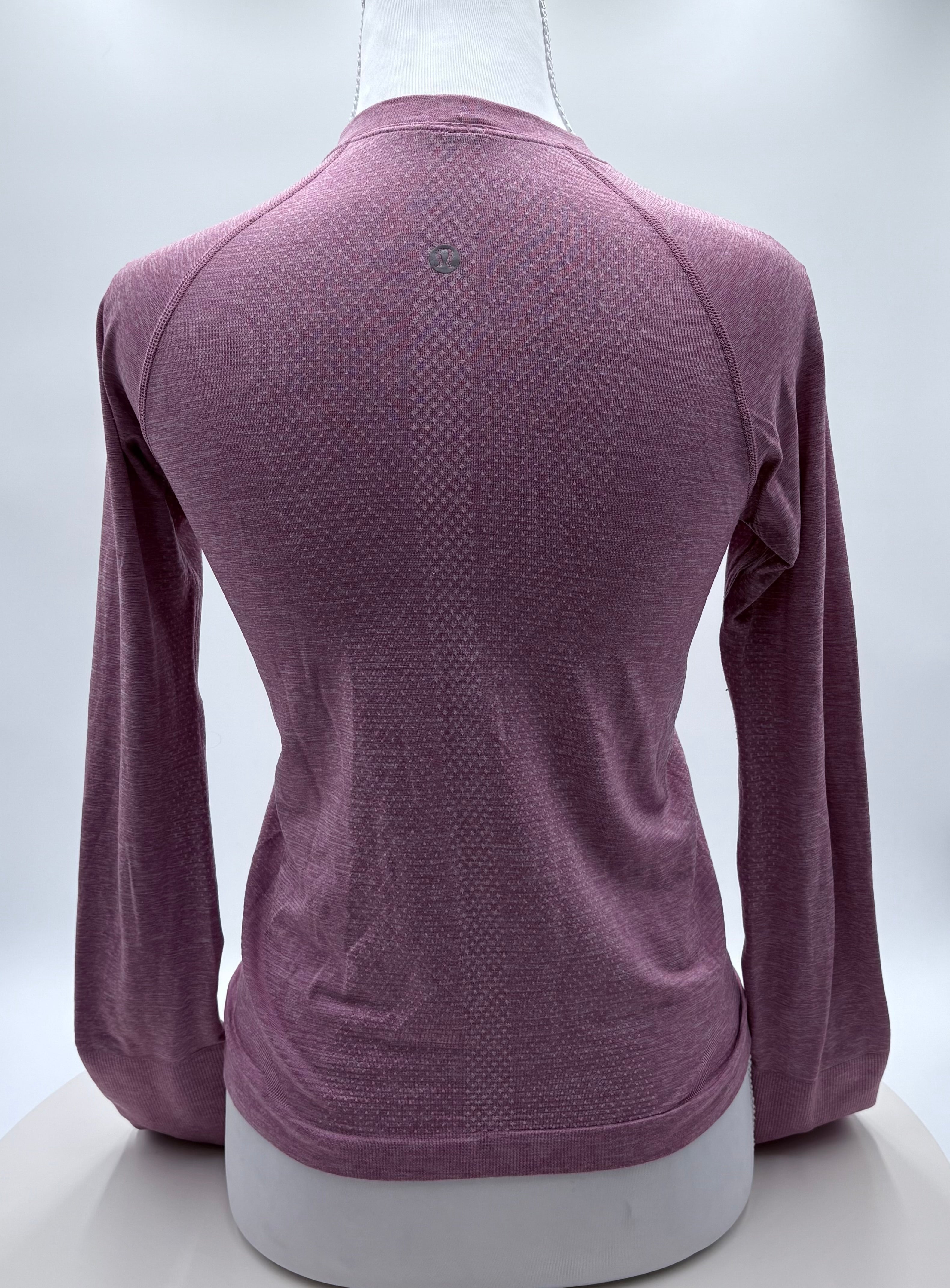 Lululemon Long sleeve shirt, size small