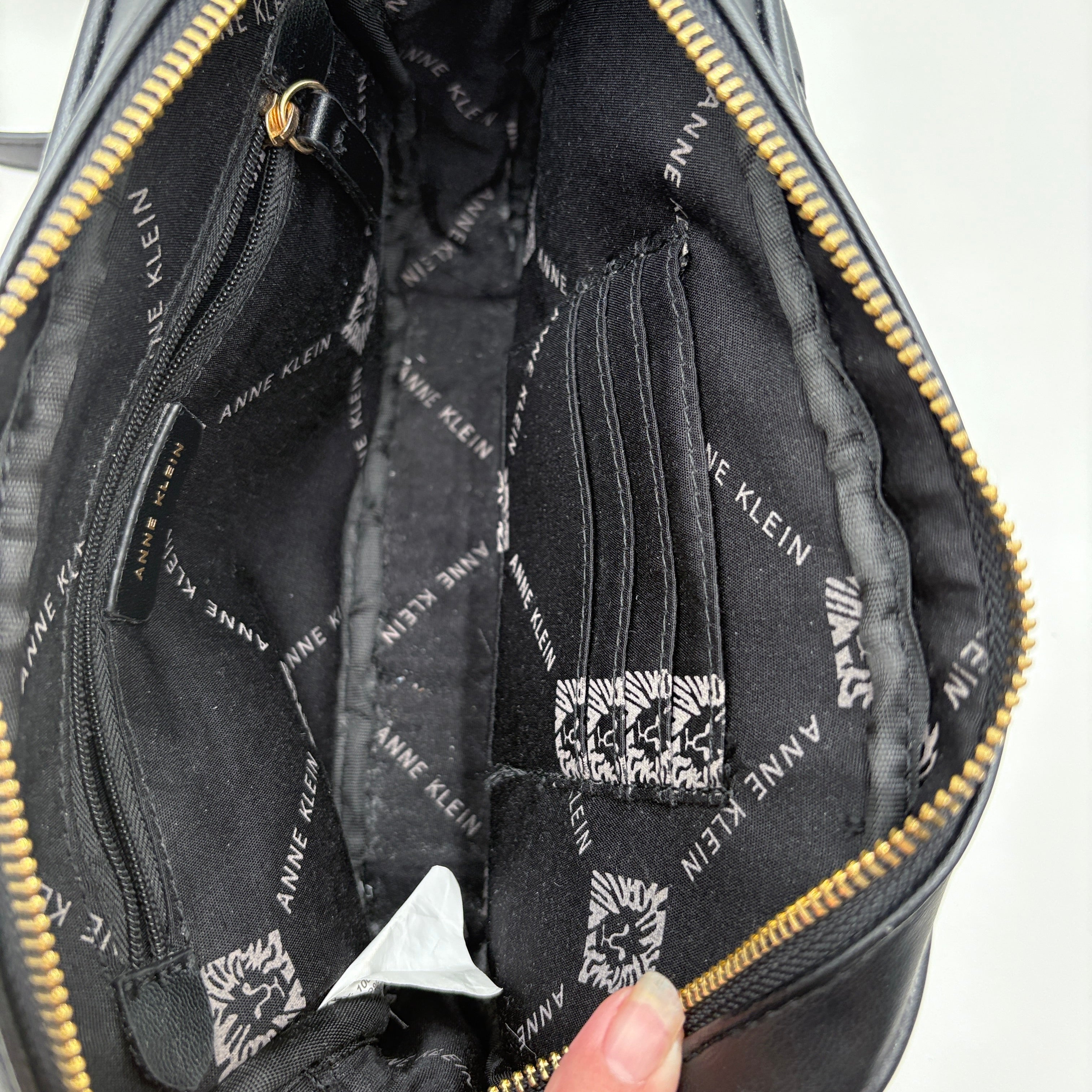 Ann Klein cross body purse