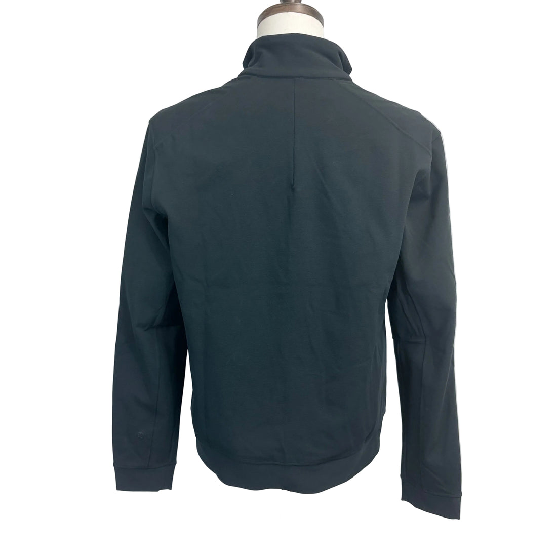 Lululemon Men's light weight jacket, size Large