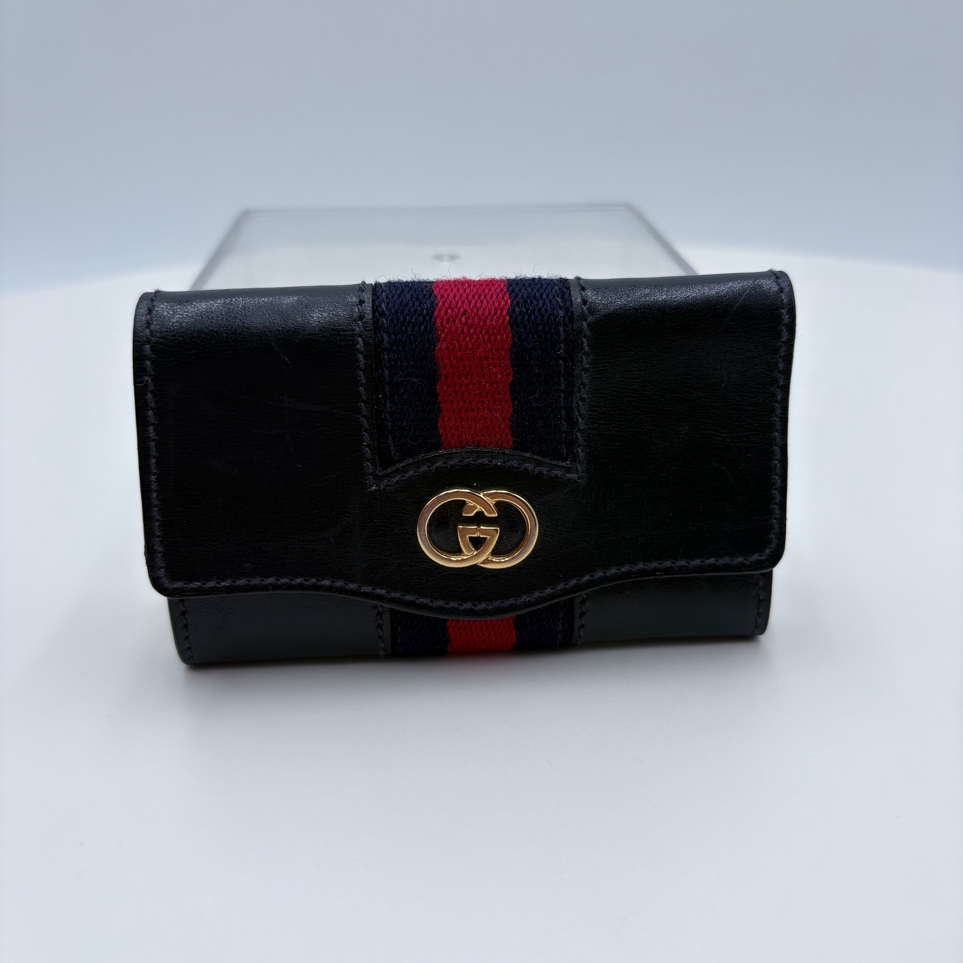 Authenticated Gucci key holder