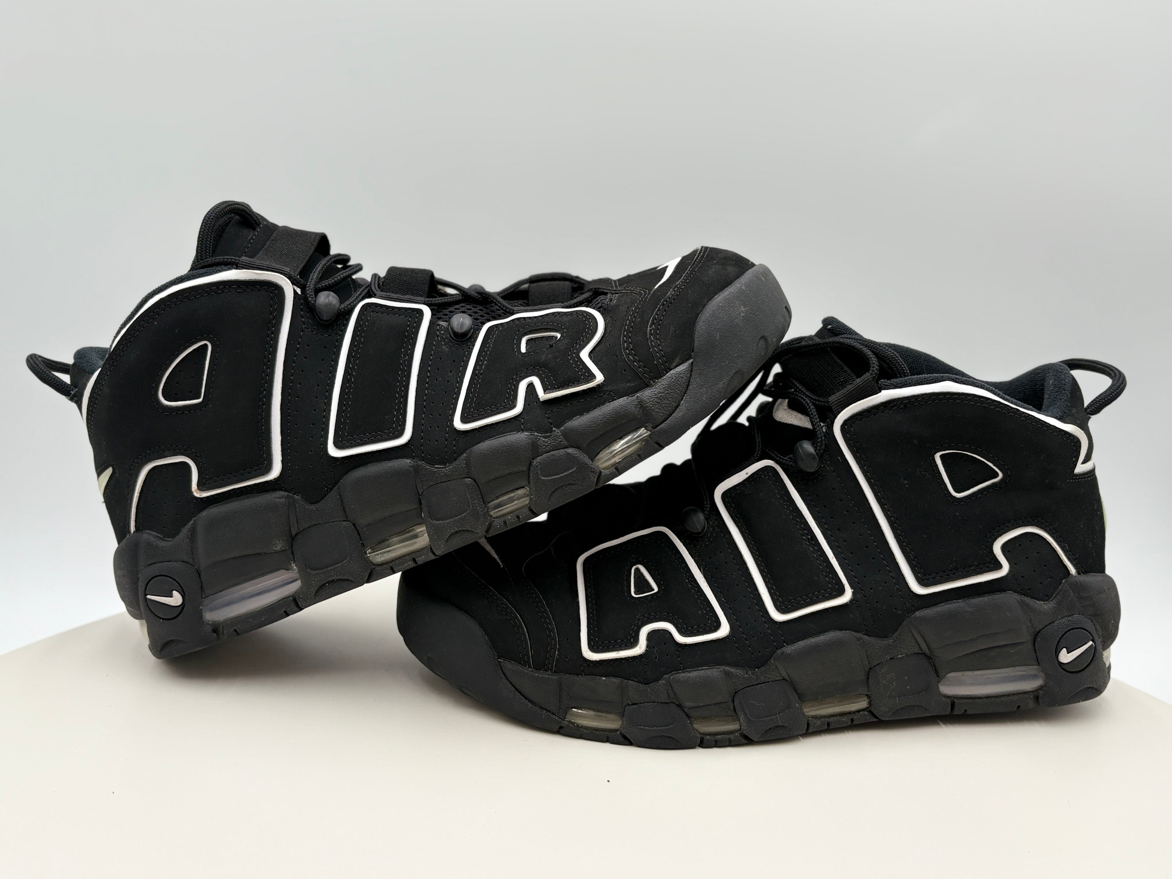 Nike Air More Uptempo 414962-002  Authenticated