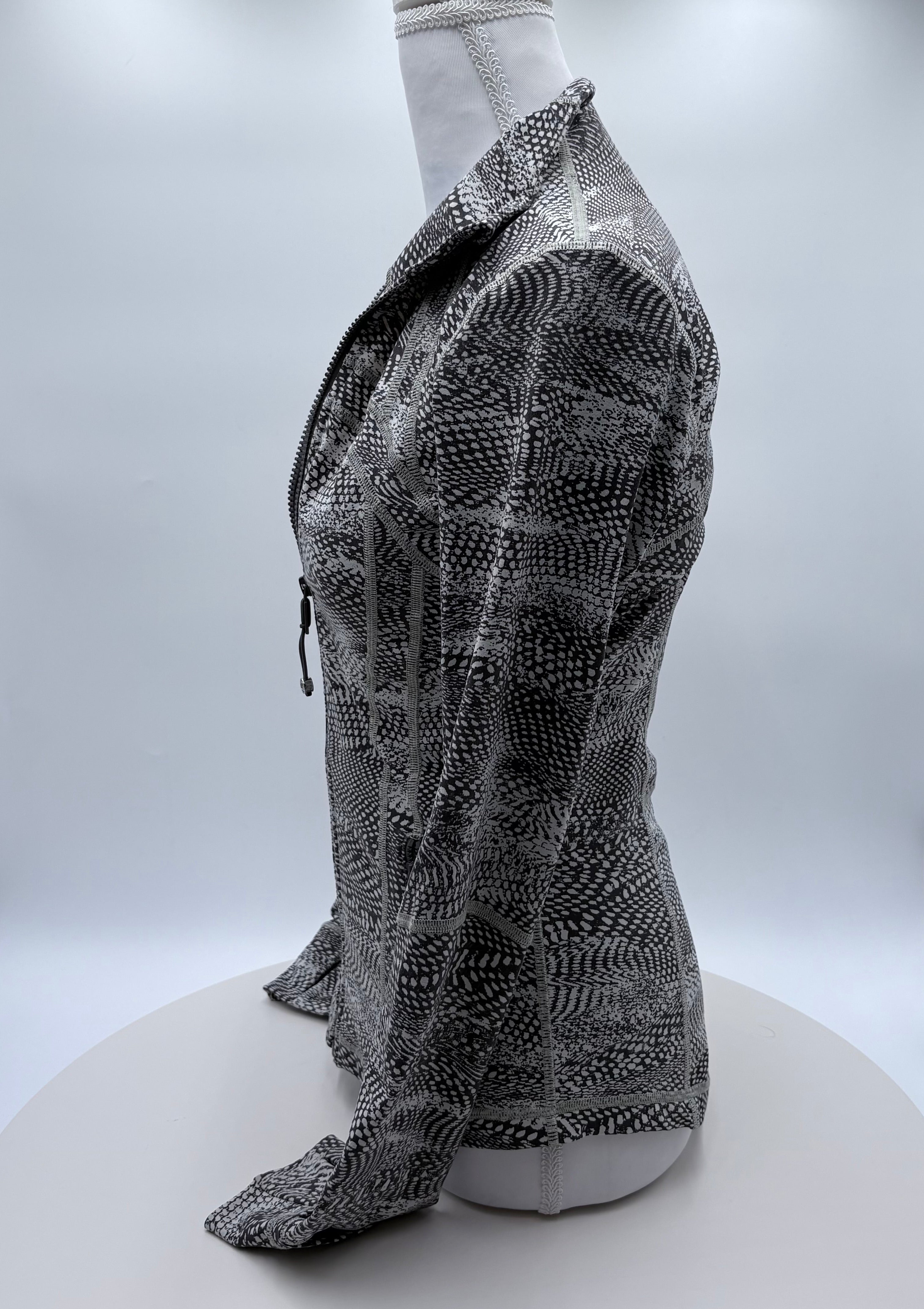 Lululemon sweatshirt, size small