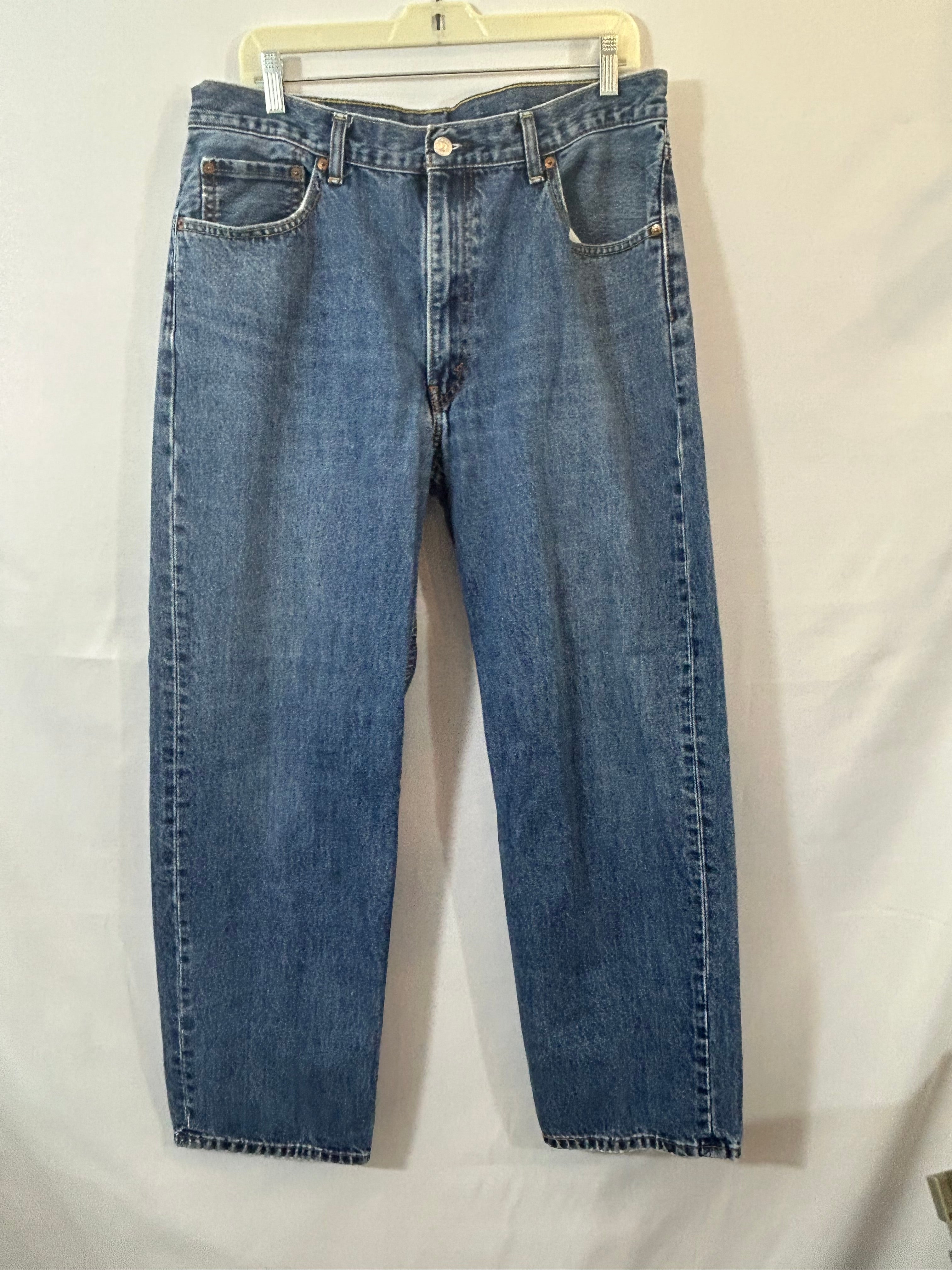 Levi 550 wide leg Jeans Men's, waist 36"