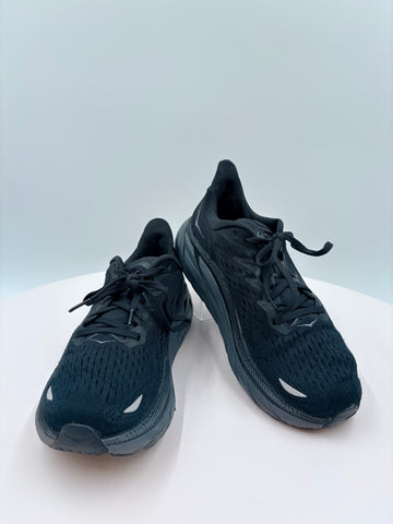 Hoka Men's black sneaker