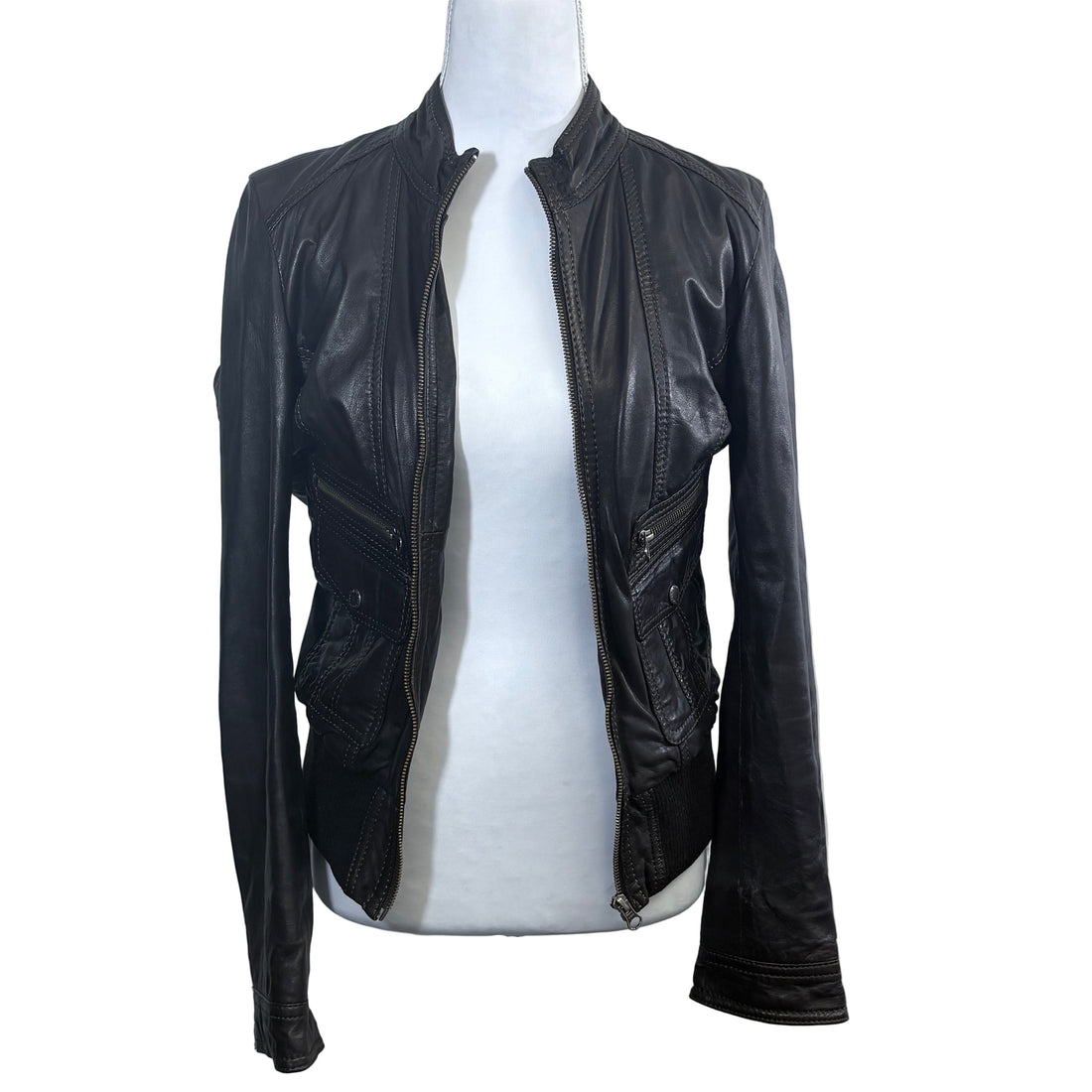 Tom Taylor Women's leather Jacket, size medium