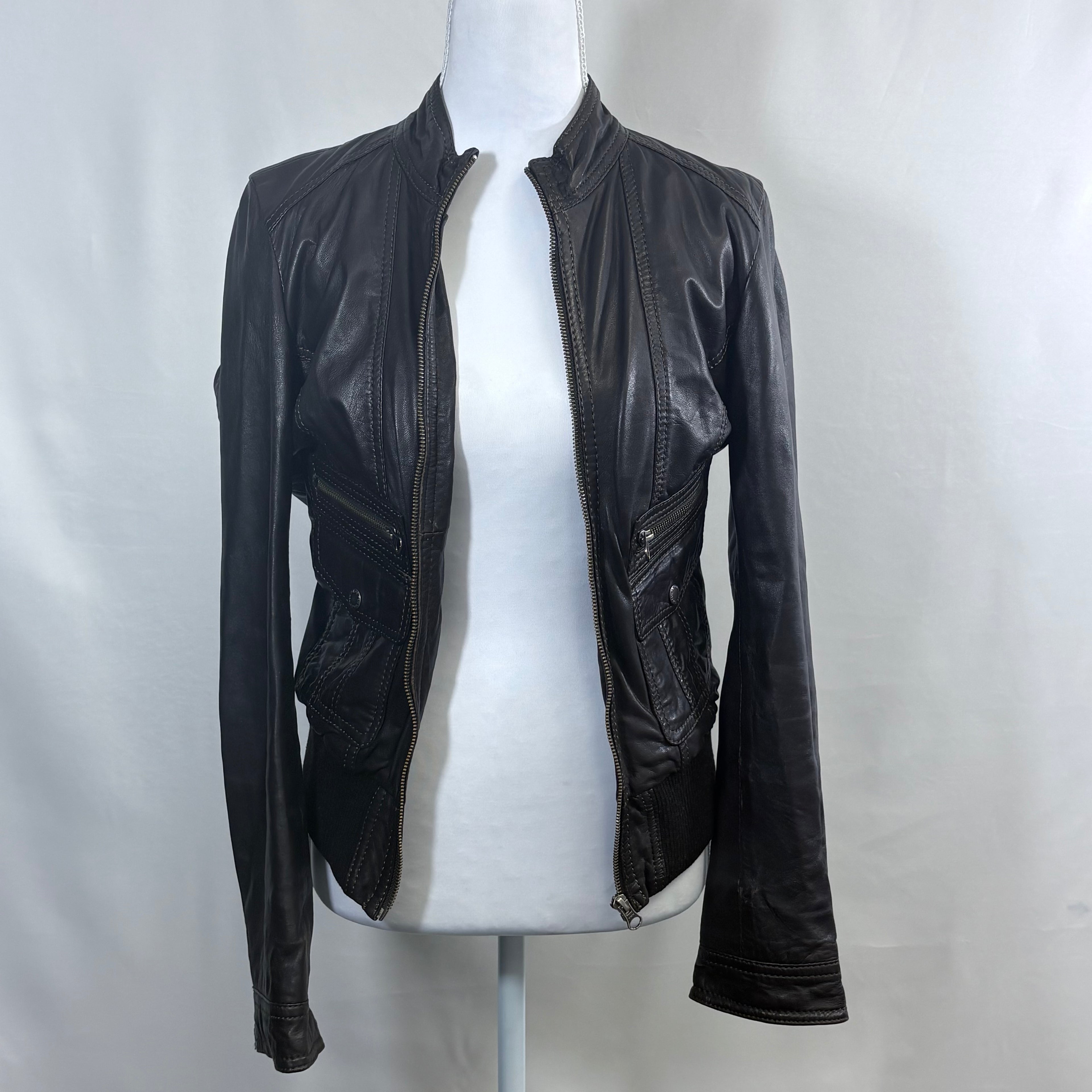 Tom Taylor Women's leather Jacket, size medium