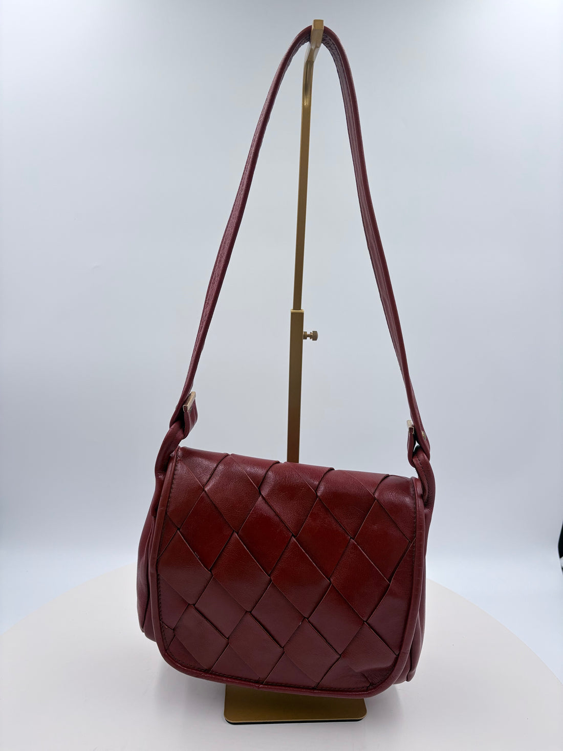 Moda Italia Shoulder Purse Woven Front Flap