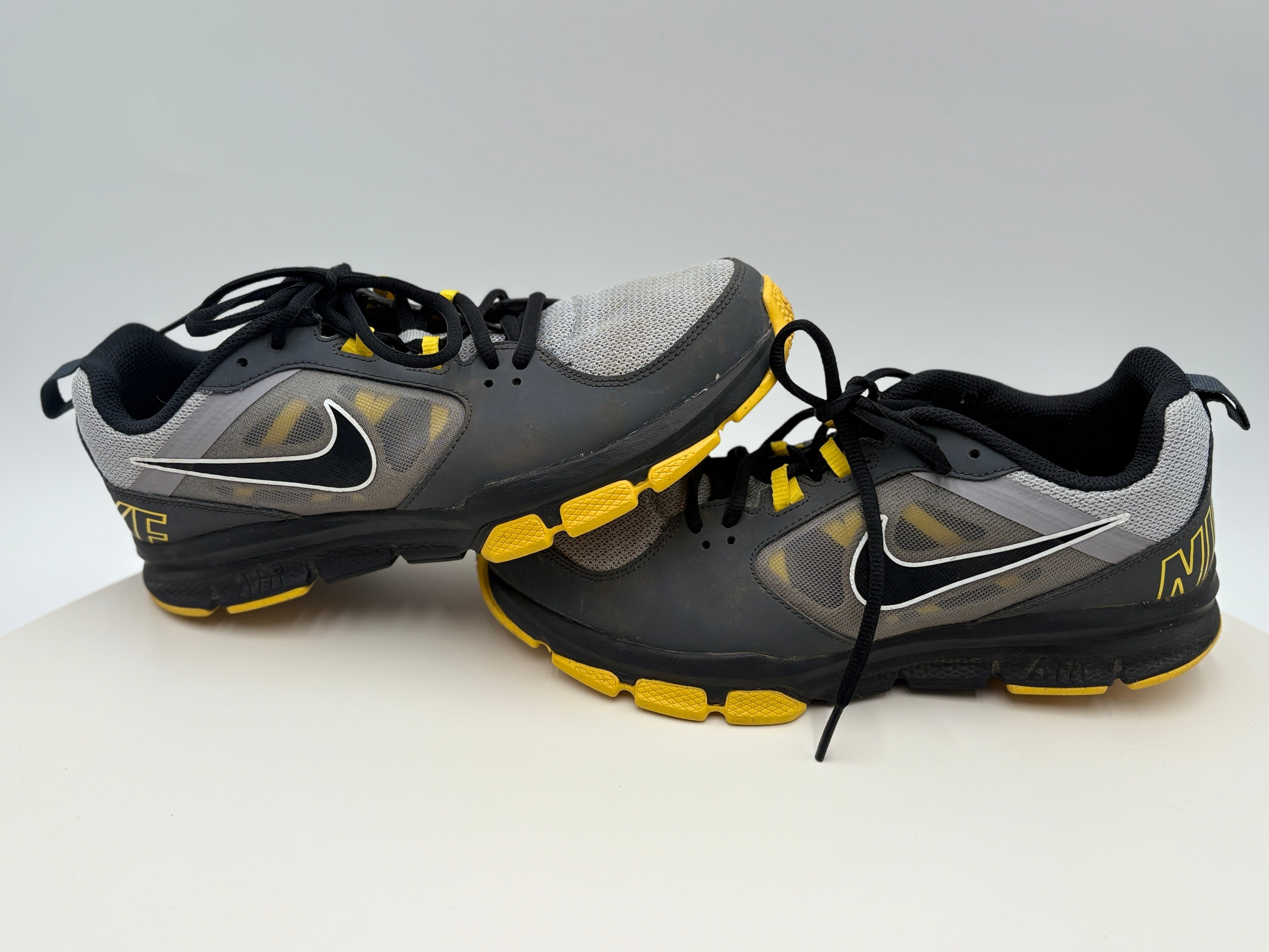 Nike Air Velocitrainer 'Black Yellow' (554891-002)