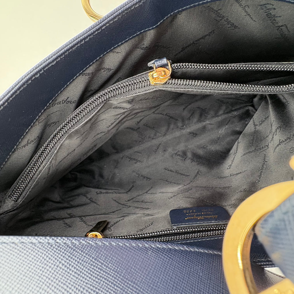 Authenticated Farragamo shoulder bag