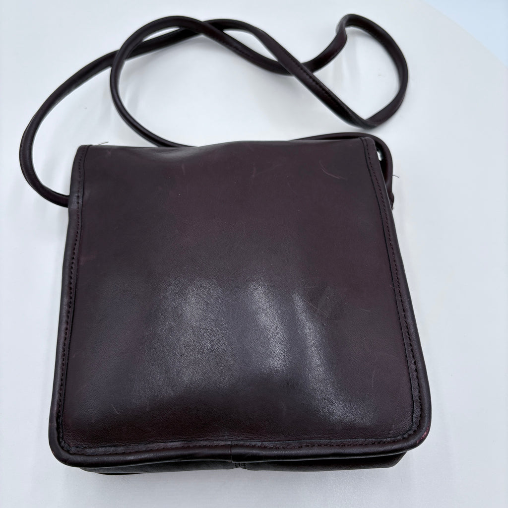 Authenticated Vintage Coach Crossbody ‚Because Real Luxury Doesn't Pretend