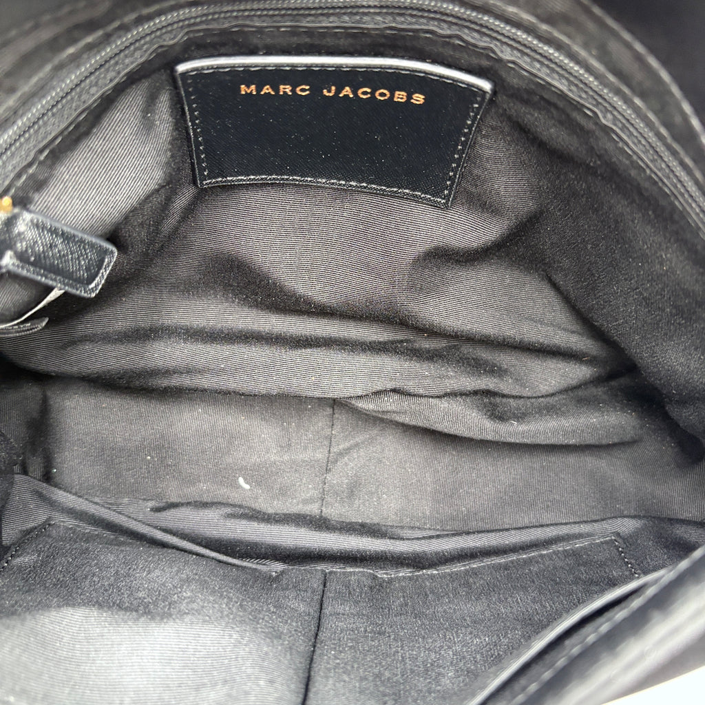 Marc Jacobs cross body purse