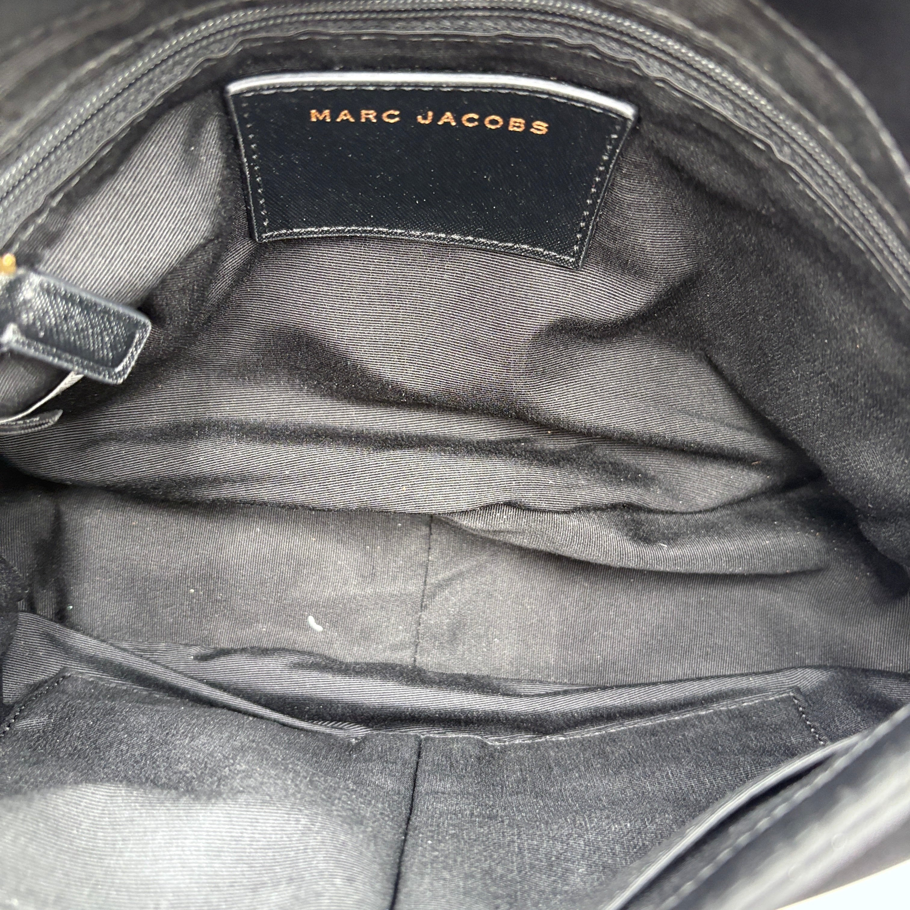 Marc Jacobs cross body purse