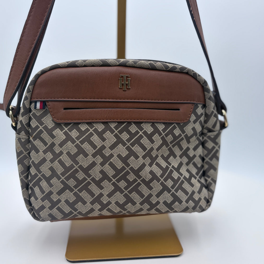 Tommy Hilfiger Cross Body Purse