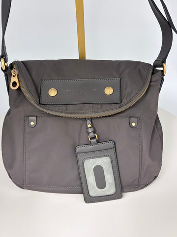 Marc Jacobs cross body purse