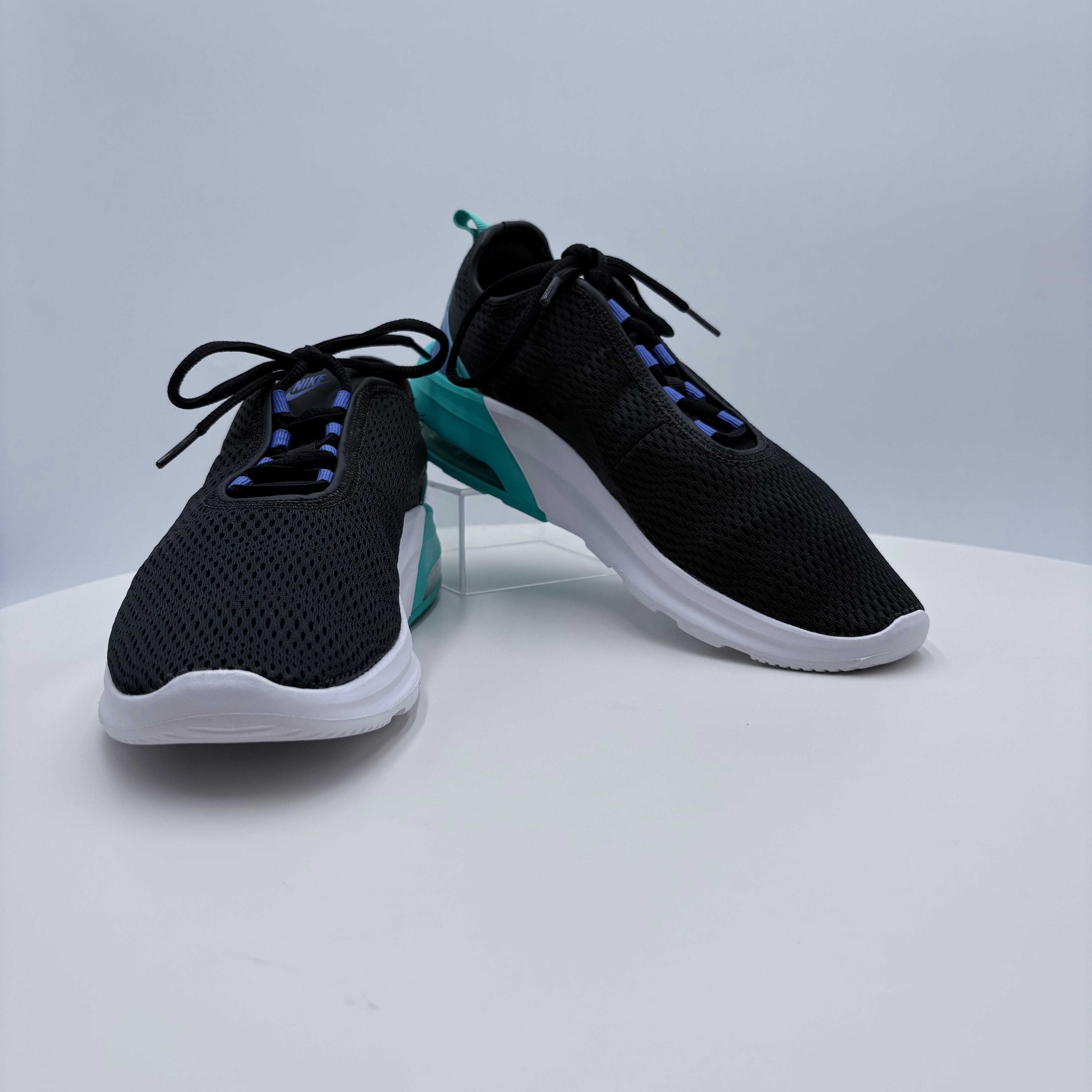 Nike Air Max Motion 2