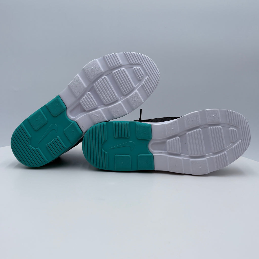 Nike Air Max Motion 2