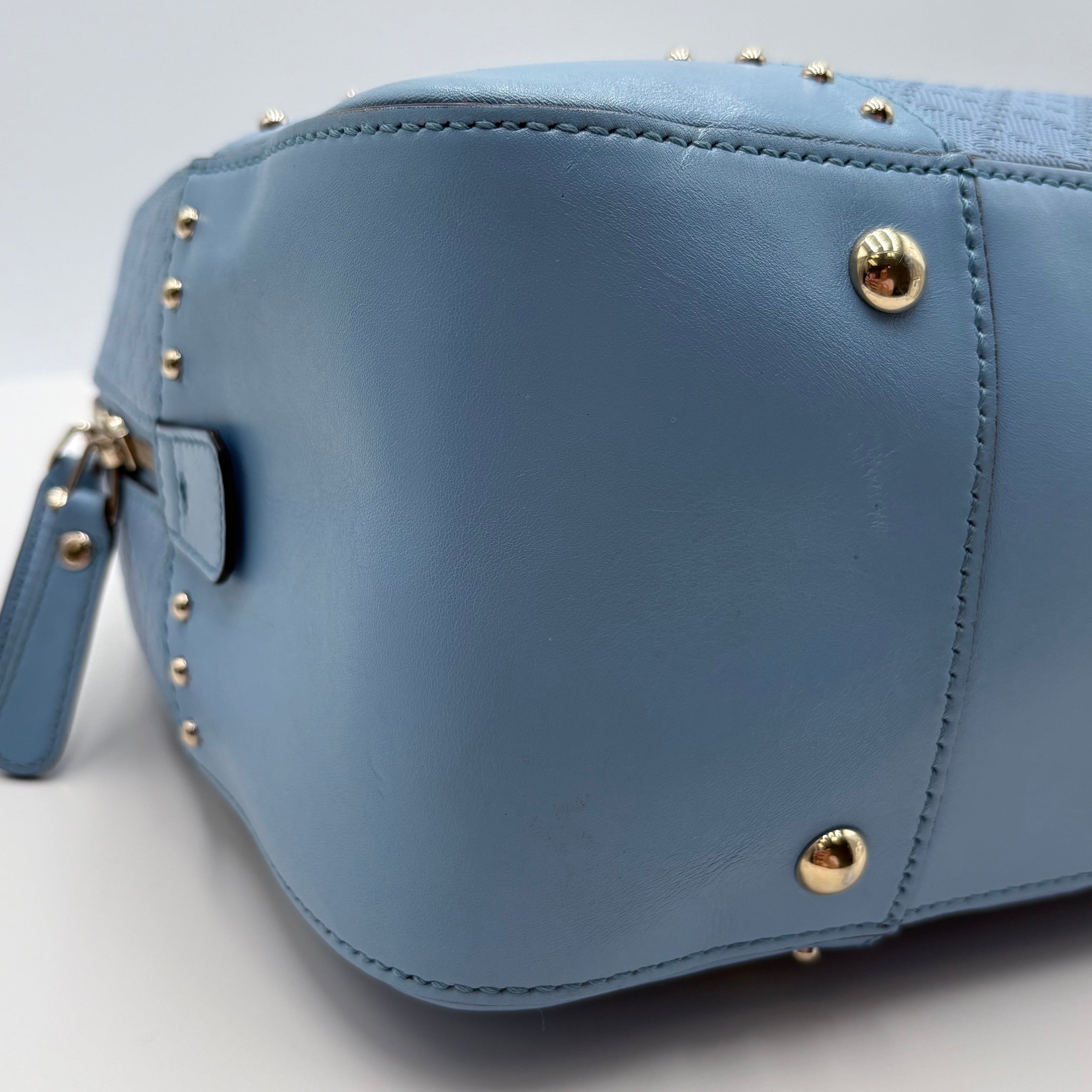 Authenticated Gucci Handbag – Classic Shoulder Bag