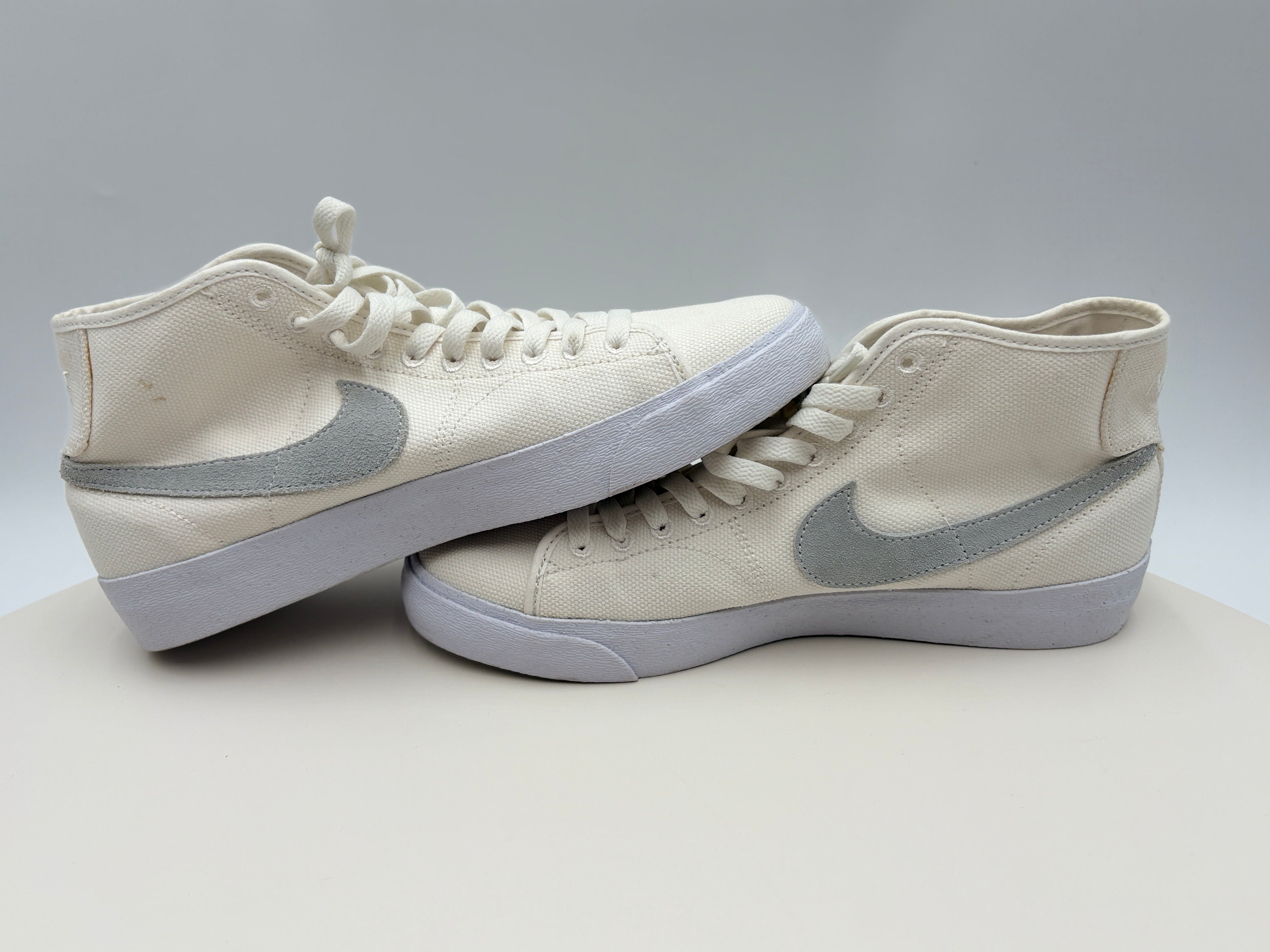 Nike SB Blazer Court MID Premium (DZ7635-110)