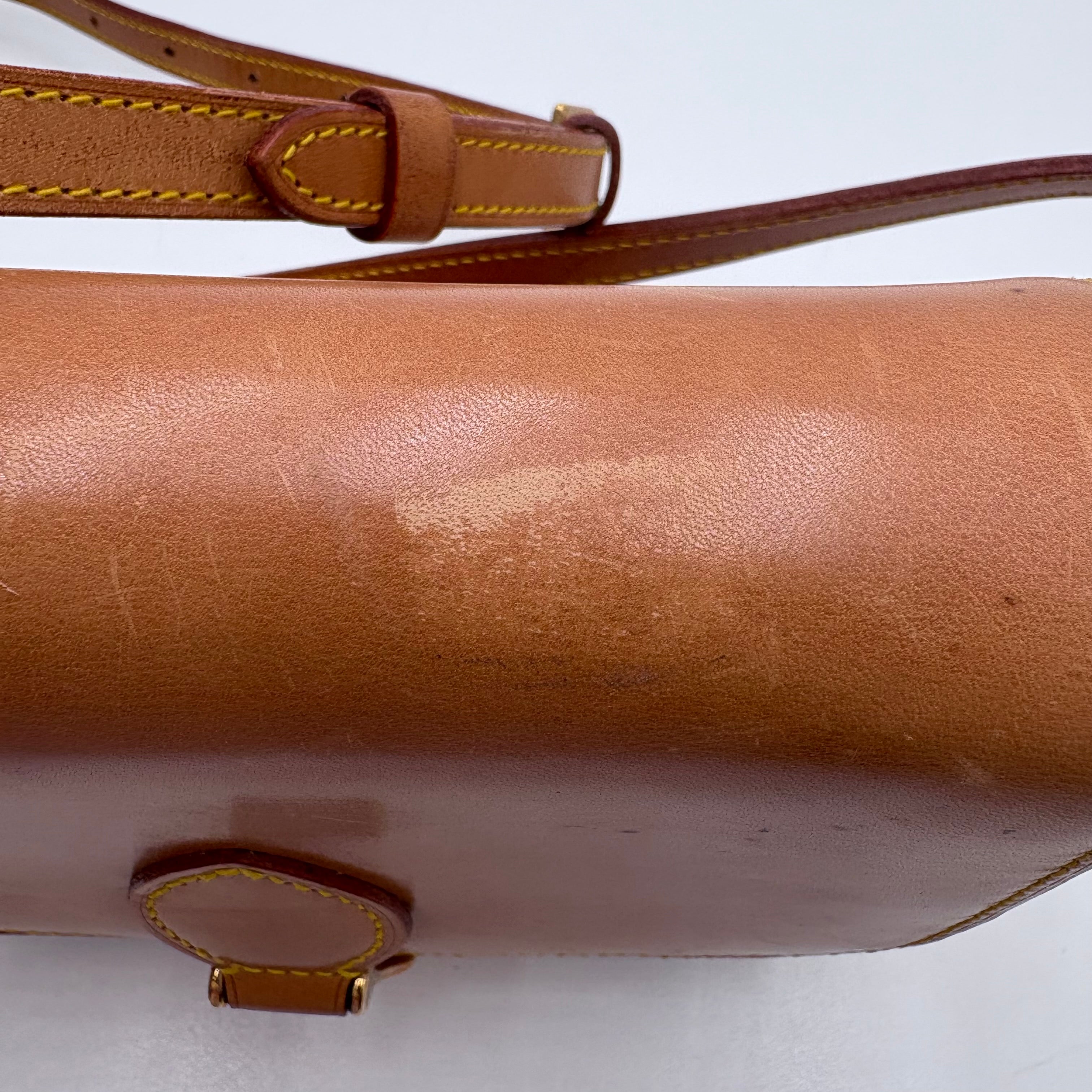 Authenticated Louis Vuitton vintage saddle cross body purse